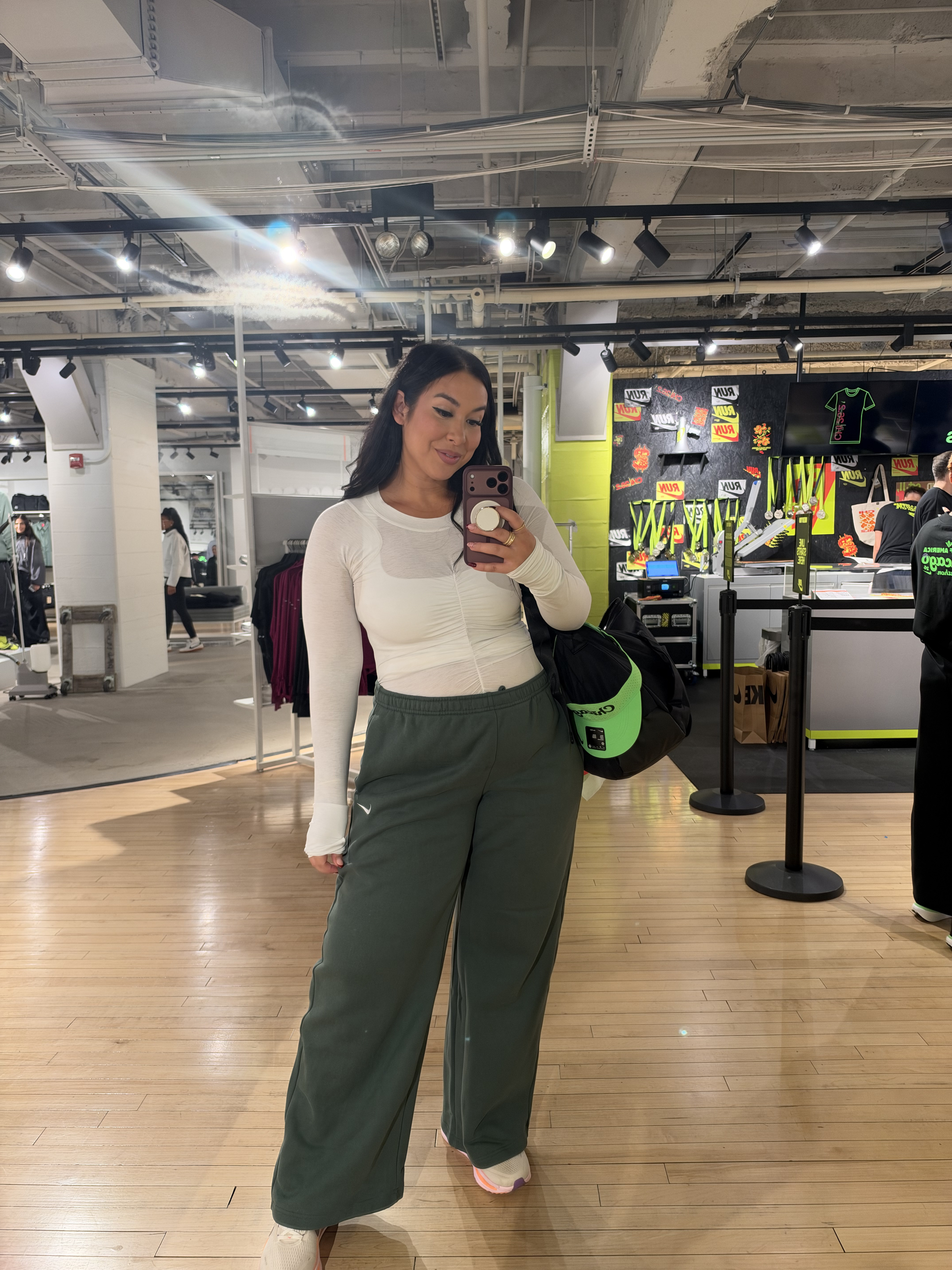 These sweats from Nike are so comfy and soft belly friendly! Wearing an XL on the bottom and an XL on top. @NikeRunning #TeamNike midsize, midsize fashion, activewear, running, Chicago Marathon 2026