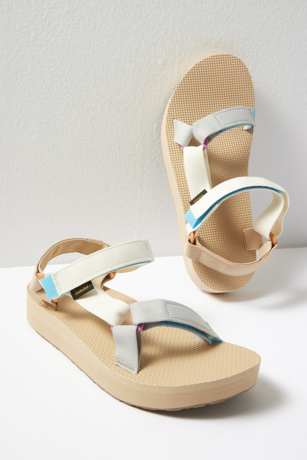 Midform Universal | Evereve