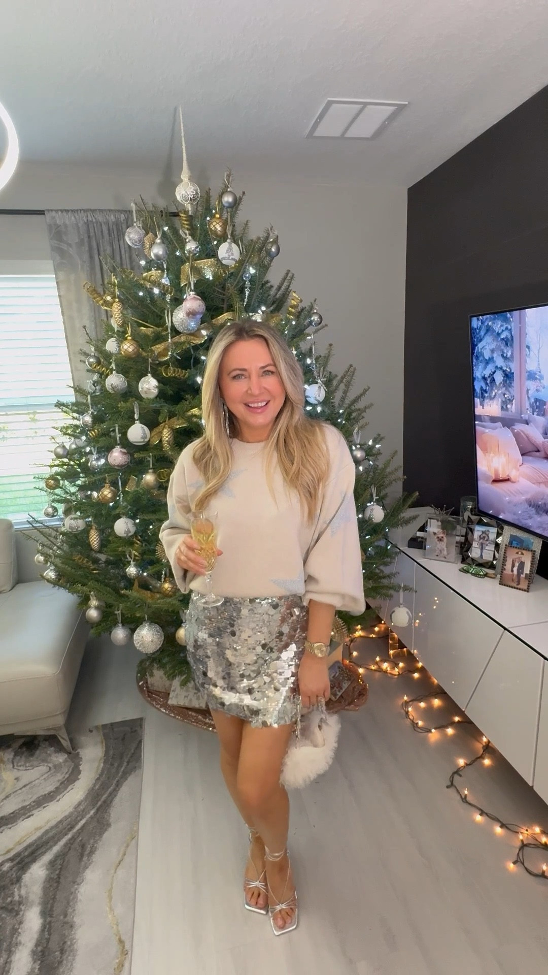 50% off all sweaters in APP only
code KNIT50

#vici #sweaters 

#LTKGiftGuide #LTKHoliday #LTKootd