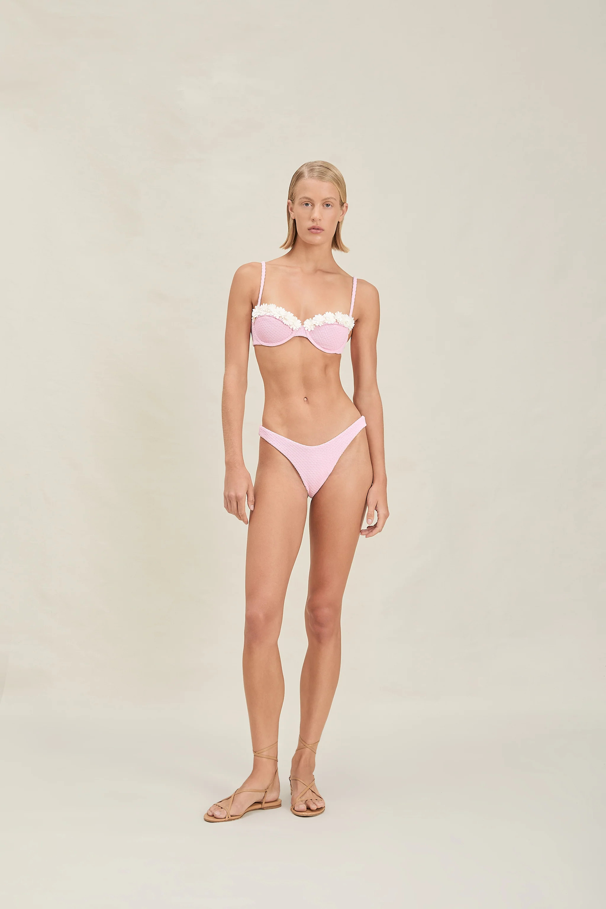 Gene Bottom | Devon Windsor