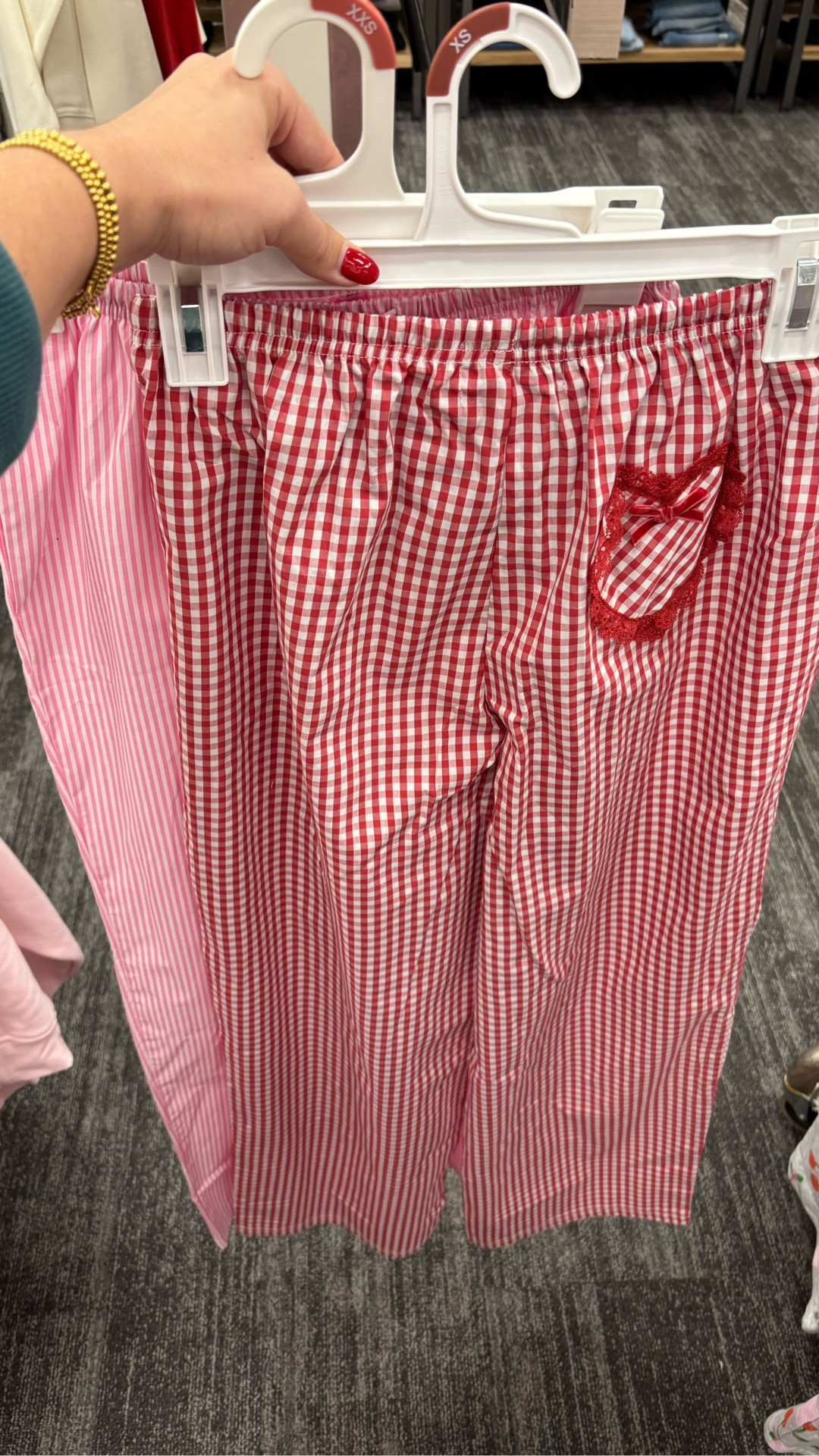 The cutest Valentine pajama pants- heart pocket & gingham ❤️

Valentine style- draw string pants 

#LTKmomlife #LTKSeasonal #LTKselfcare