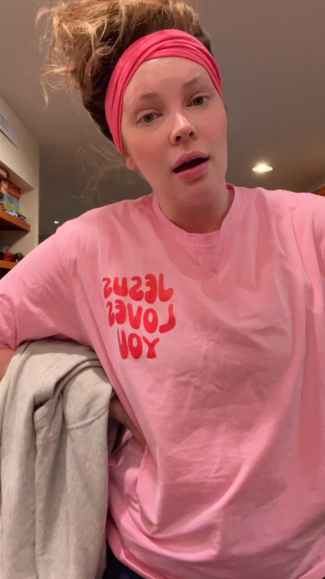 Workout fit from Wednesday! 🩷 size medium in top, size large in bra, and size 8 in shorts! 