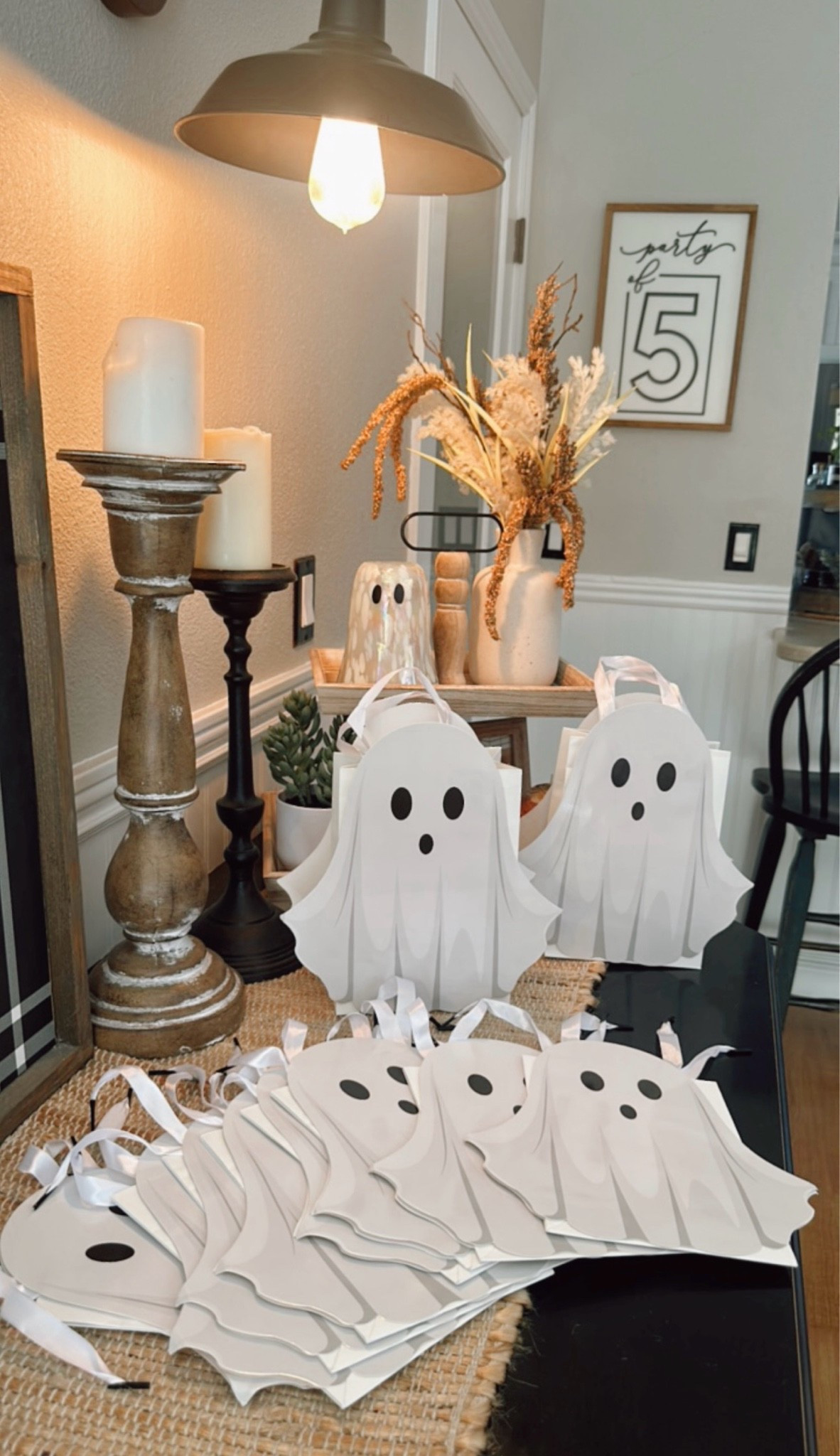 These ghost bags are sooooo cute fun for Halloween gifting! 🖤👻🖤👻🖤👻

#LTKSeasonal #LTKstorytime #LTKHome
