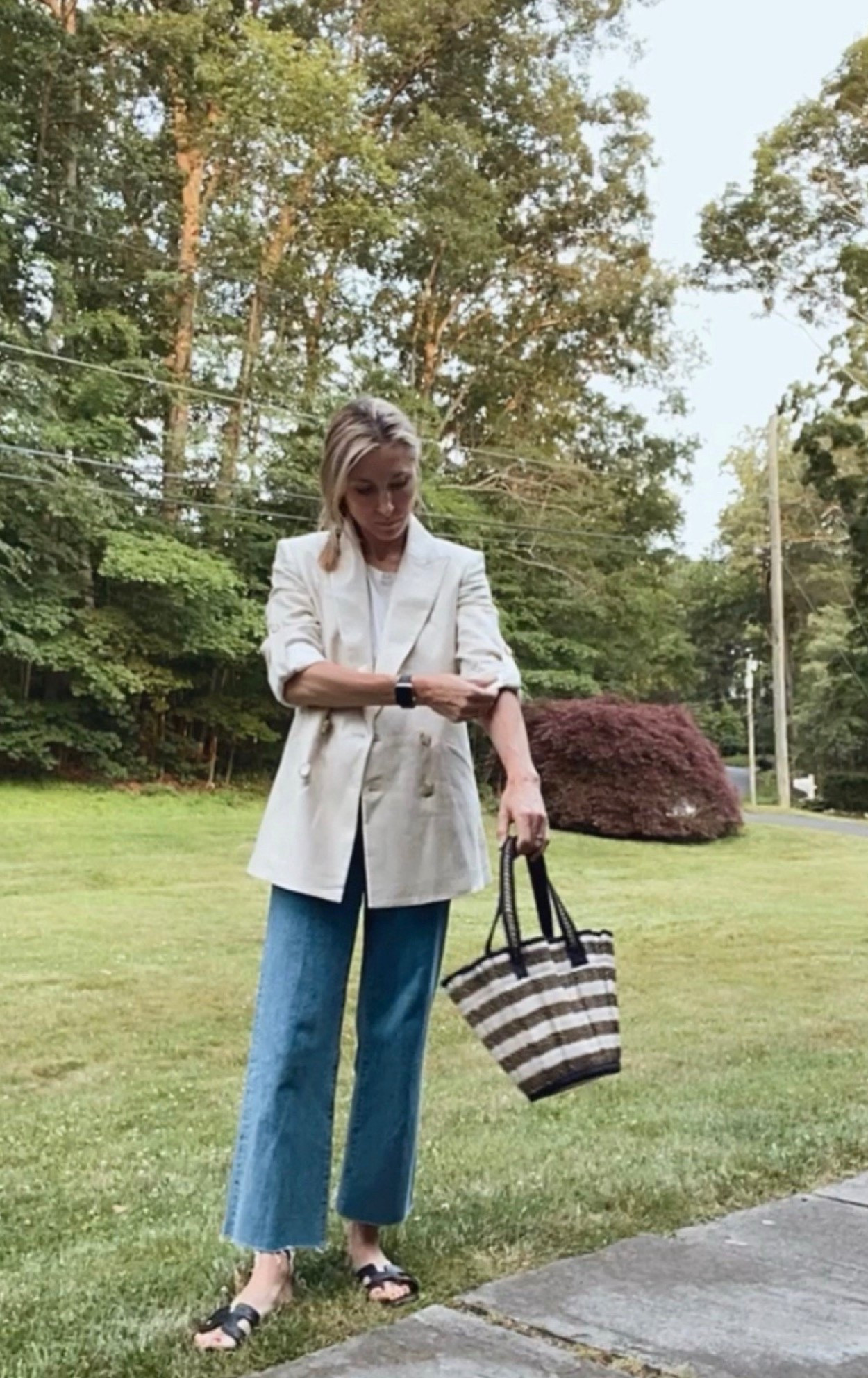 Jeans on sale 

#LTKSaleAlert #LTKSeasonal