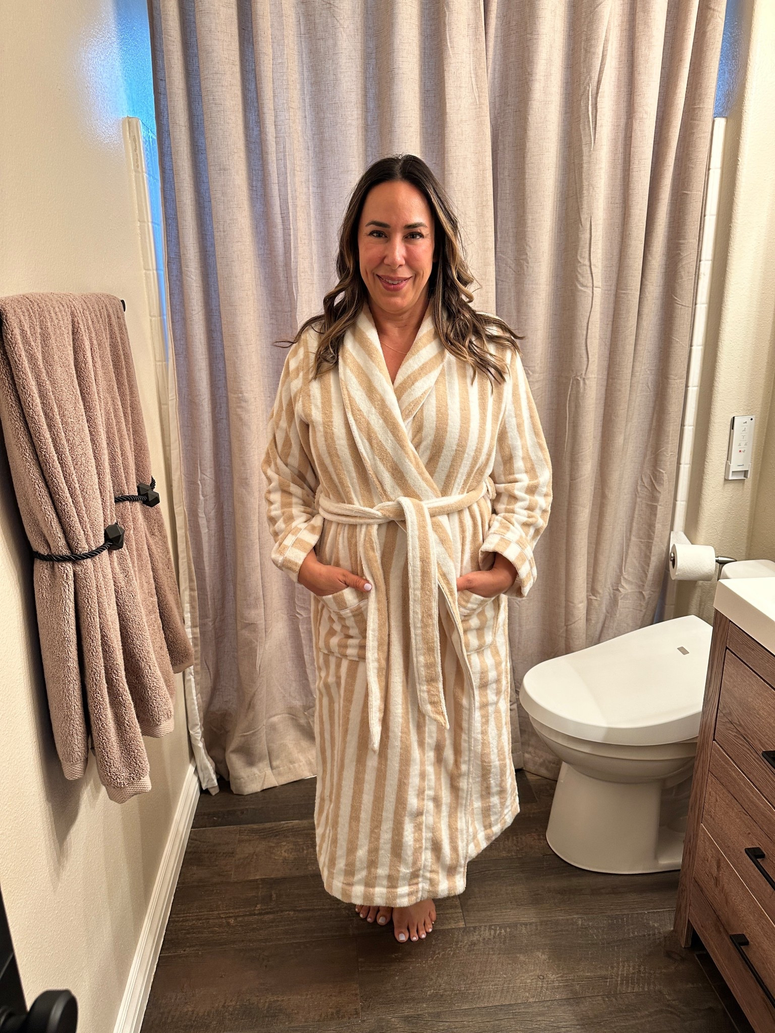 This terry cloth robe is perfect for after the shower or even going to the pool. It feels like I'm in spa. It's got great texture and I love that it has two big pockets.

#nsale #showeressential #fashionfinds #bathroommusthave

#LTKSeasonal #LTKStyleTip #LTKU