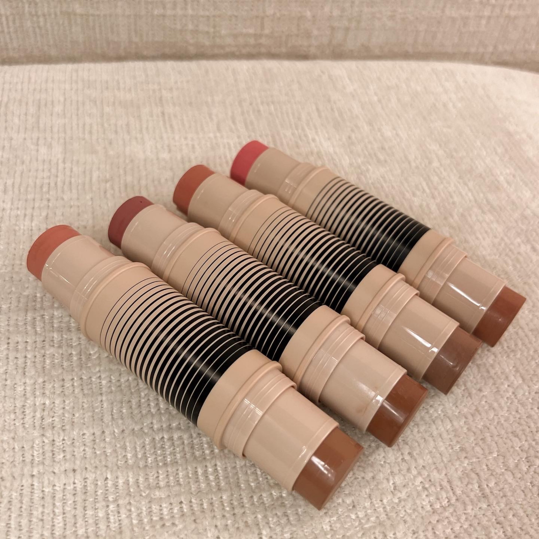 dibs beauty desert island duo blush and bronzer sticks 

#LTKunder100 #LTKbeauty #LTKunder50