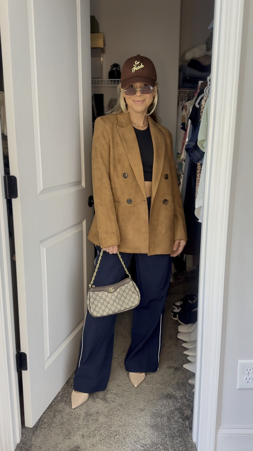 How to dress up track pants for Fall

#LTKSeasonal #LTKVideo #LTKActive