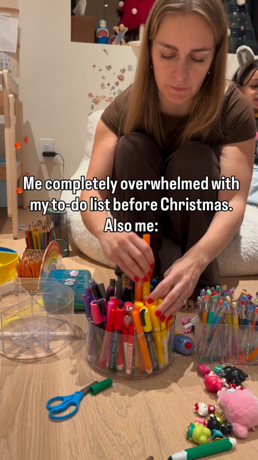 At least some order in life 😂🤯 why sorting markers and sharpening pencils is so relaxing? 🫠

#momlife #momhumor #realmomlife #momsbelike #christmasmagic #christmas #christmasiscoming
