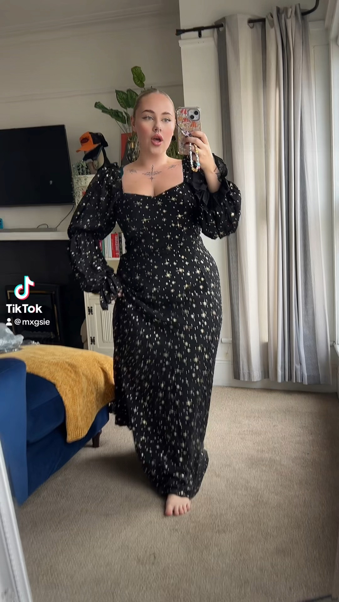 Boohoo party wear season dress

#LTKmidsize #LTKbeauty #LTKfindsunder50