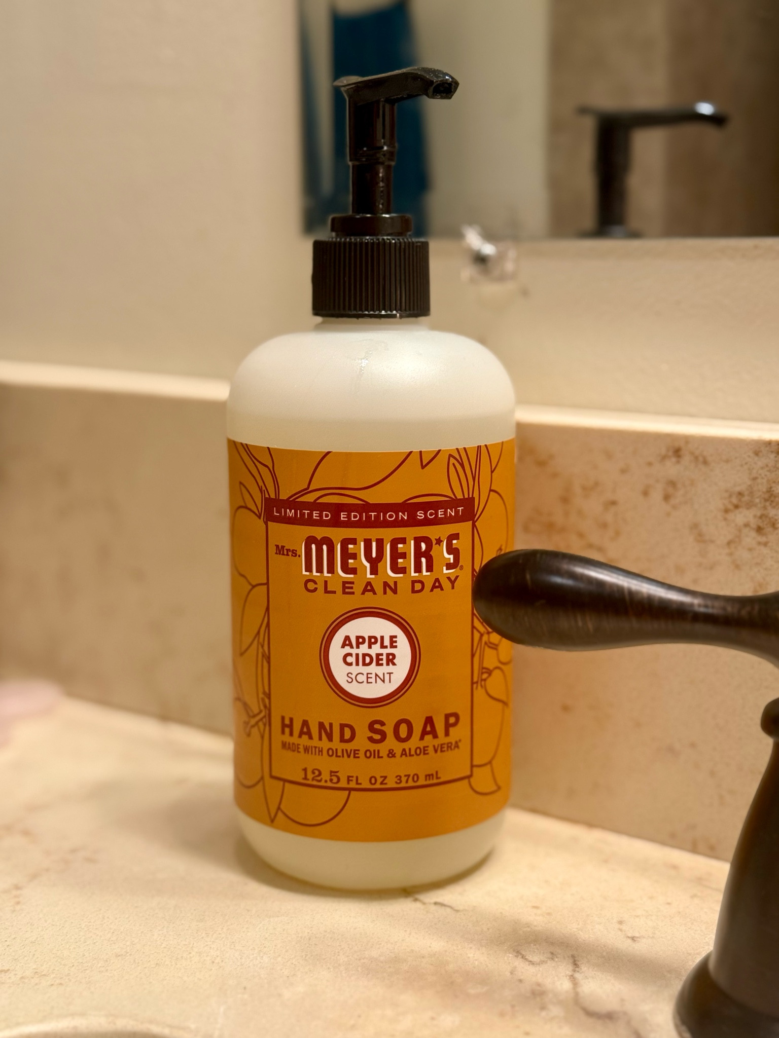 I love Fall because it means this soap returns 🍁🍎

#LTKFallSale #LTKSeasonal #LTKHalloween