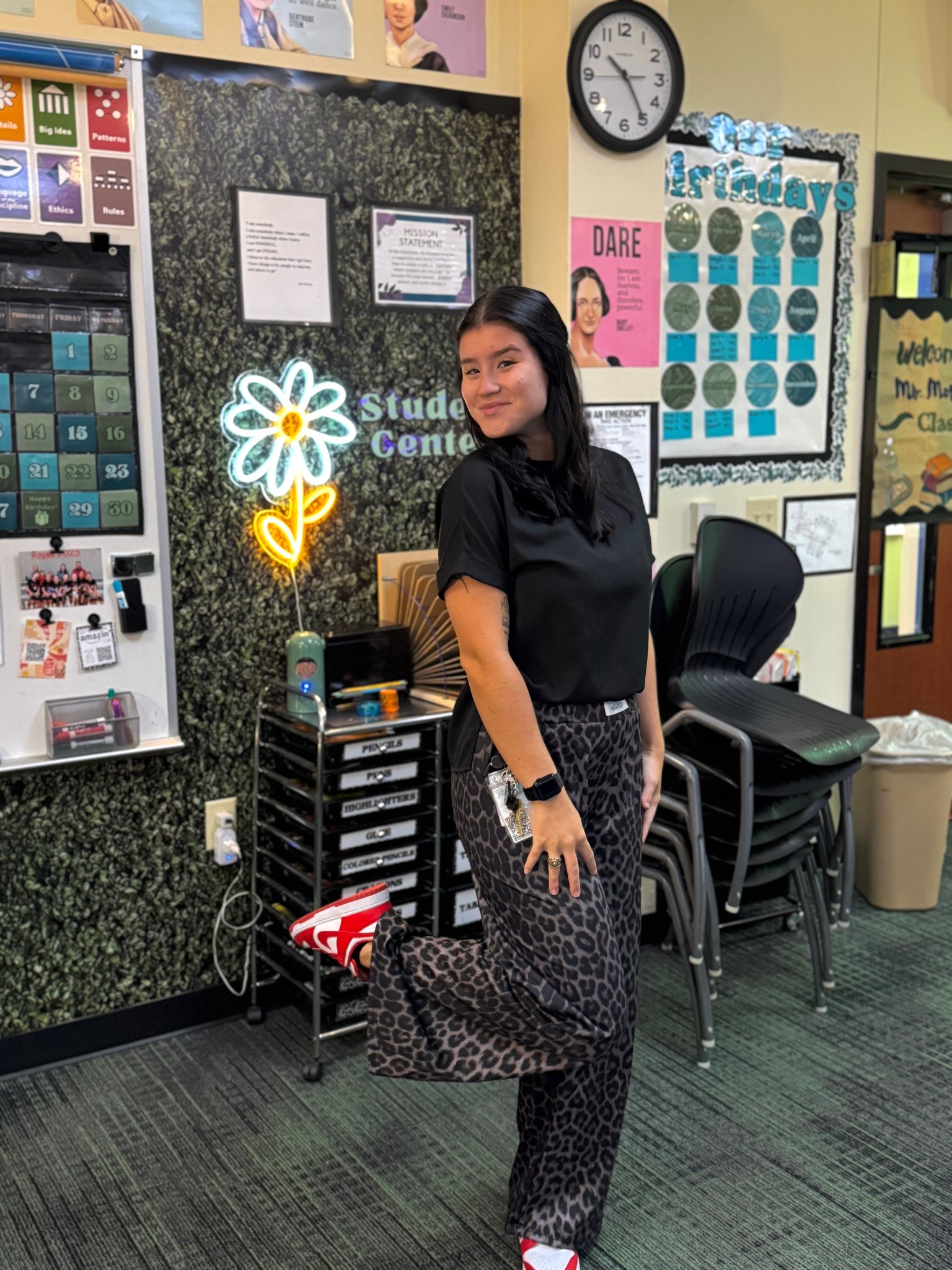 Fifth grade teacher outfit🖤🧝‍♀️

#LTKStyleTip #LTKShoeCrush