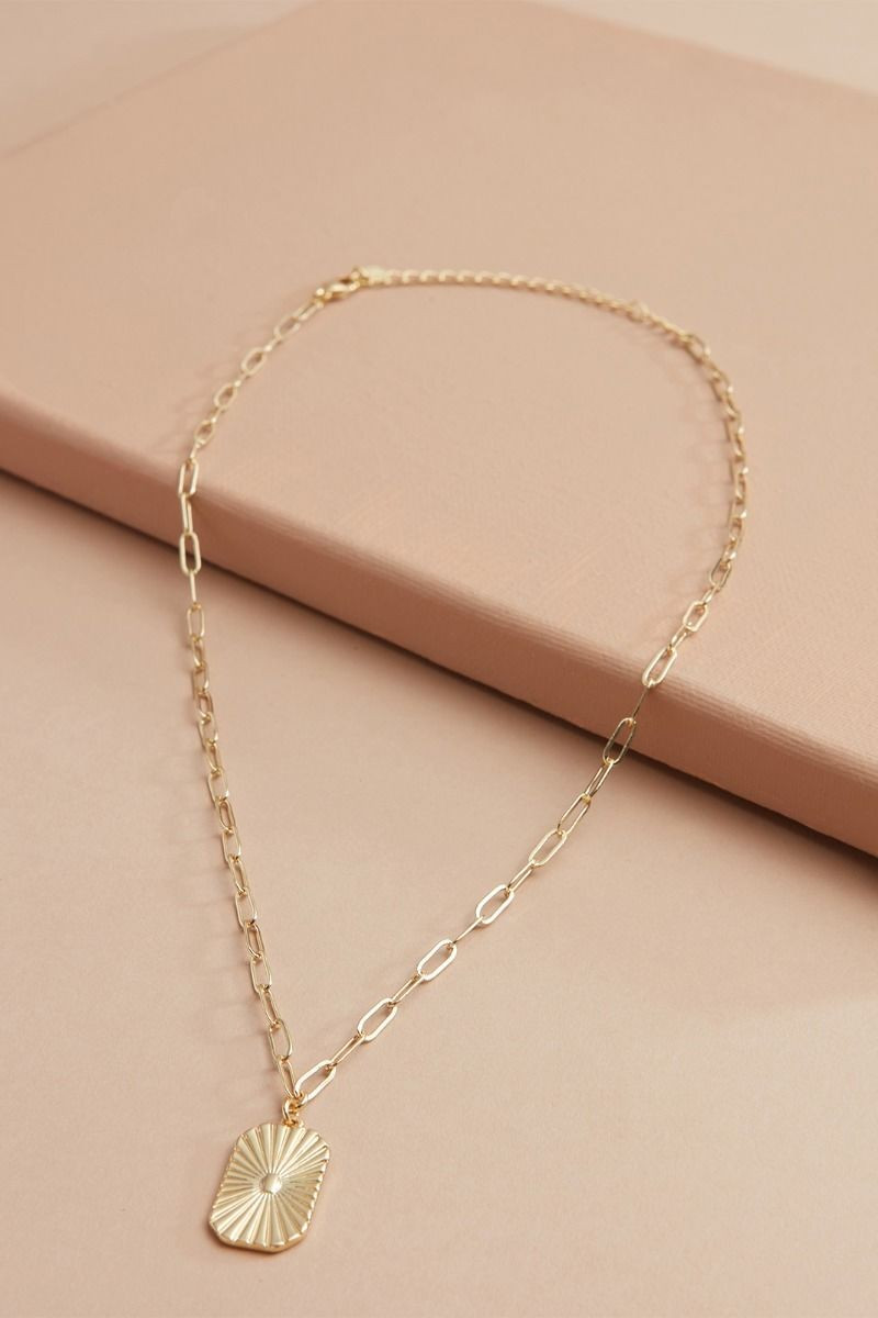 Dylan Paper Clip Pendant Necklace | Evereve