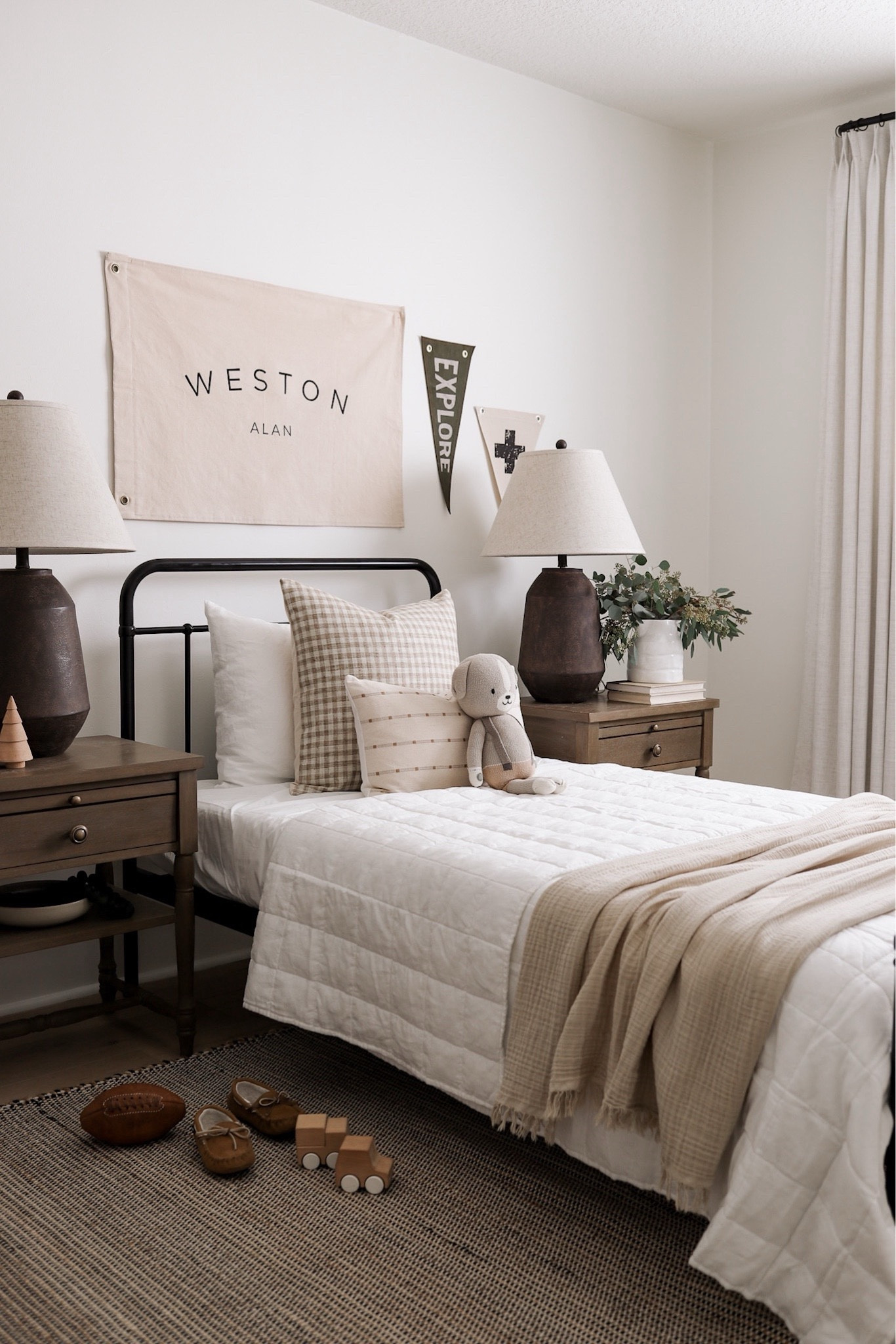 Here are some links to Weston’s room! His bedside table lamps are on sale this weekend!

#boyroom #toddler #bedroom #bigkid #neutral   

#LTKsalealert #LTKkids #LTKhome