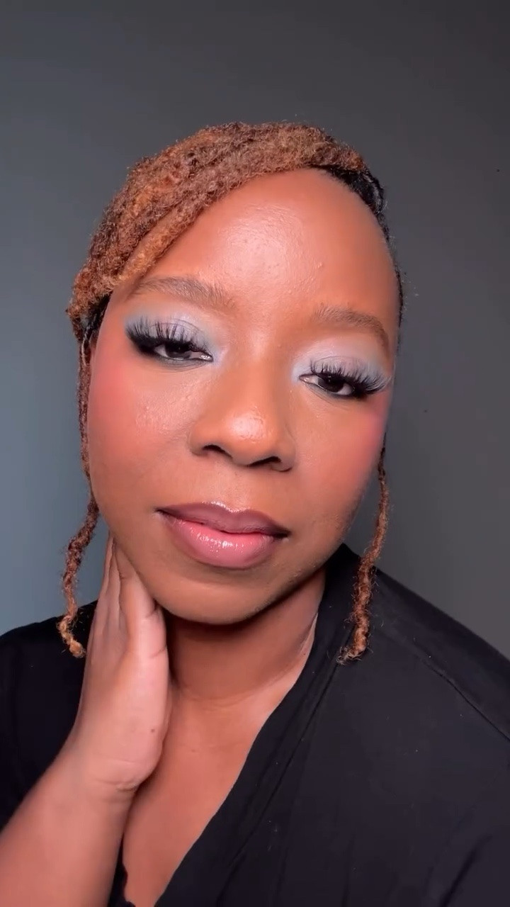 I am a simple girl in general.  So, I approach makeup with the same simplicity.  You don’t need a lot of expensive products for a good makeup look.  Just find what works for you.  It might be high-end but don’t knock a good drugstore brand until you try it.

A full look, one brand, and a reminder that simplicity hits different. @nyxcosmetics 
#makeup #beauty #rediscovery #softlife #makeuplook