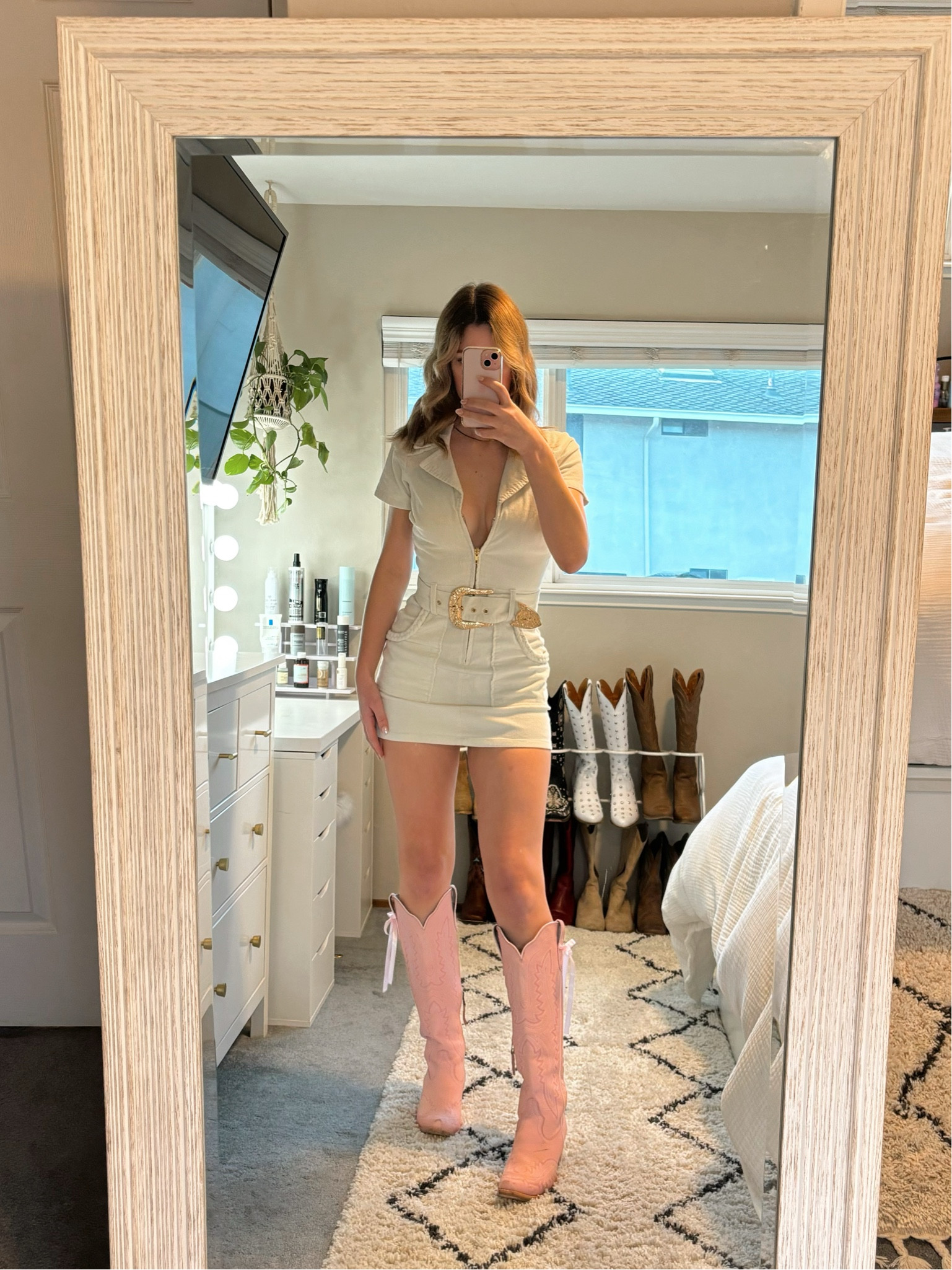 my favorite country festival outfit 🩷