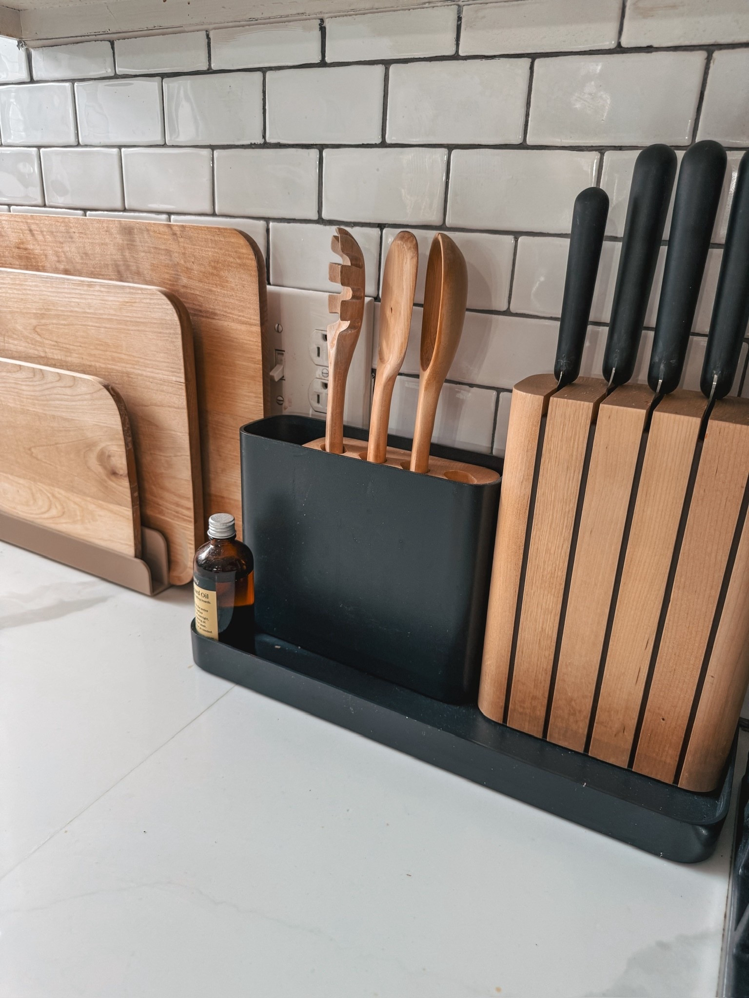 The best knife set and cutting board from Caraway would make the perfect holiday gift!! 

#LTKHoliday #LTKGiftGuide #LTKCyberWeek