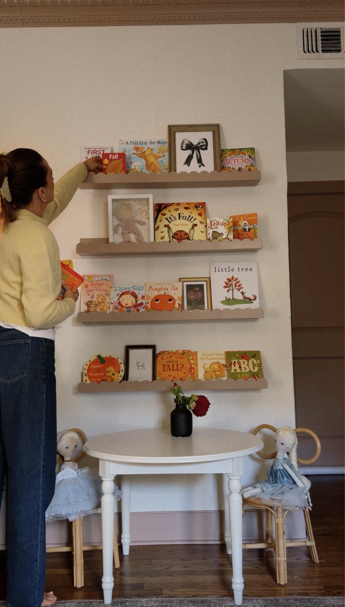 JAMES' FALL BOOKSHELVES 🍂🤎

#LTKKids #LTKHome #LTKmomlife