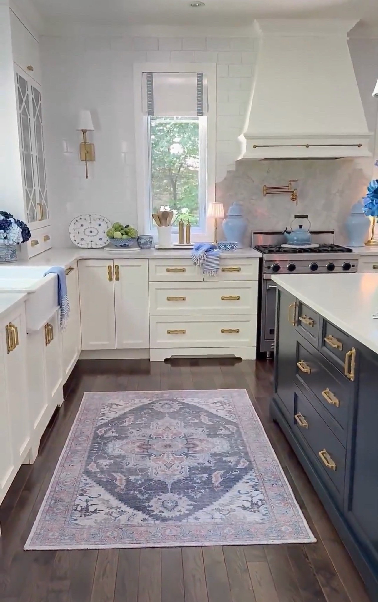 This chic vintage-inspired rug from Wayfair! It is the perfect fall addition to our kitchen! 

Fall decor, fall finds, fall home, fall home decor, fall kitchen, fall kitchen finds

#LTKSeasonal #LTKHome