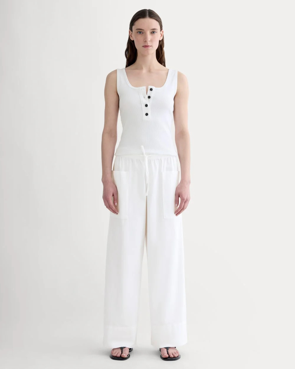 Everlane Easy Cargo Pant In White, Size XXS, Cotton | Everlane