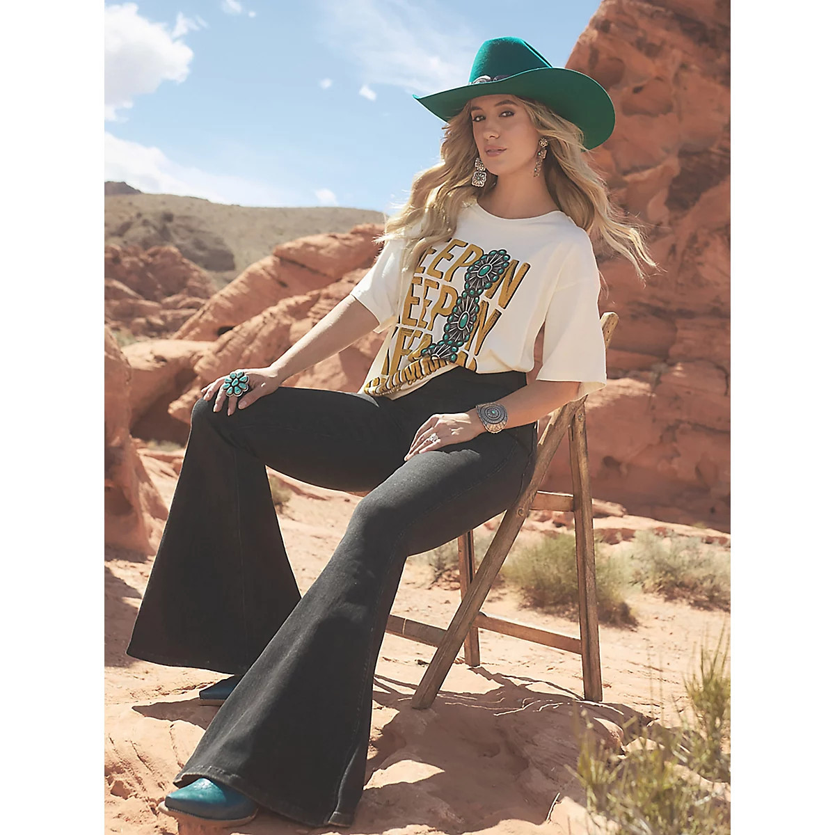 Wrangler x Lainey Wilson Pull On Bell Bottoms in Washed Black | Wrangler