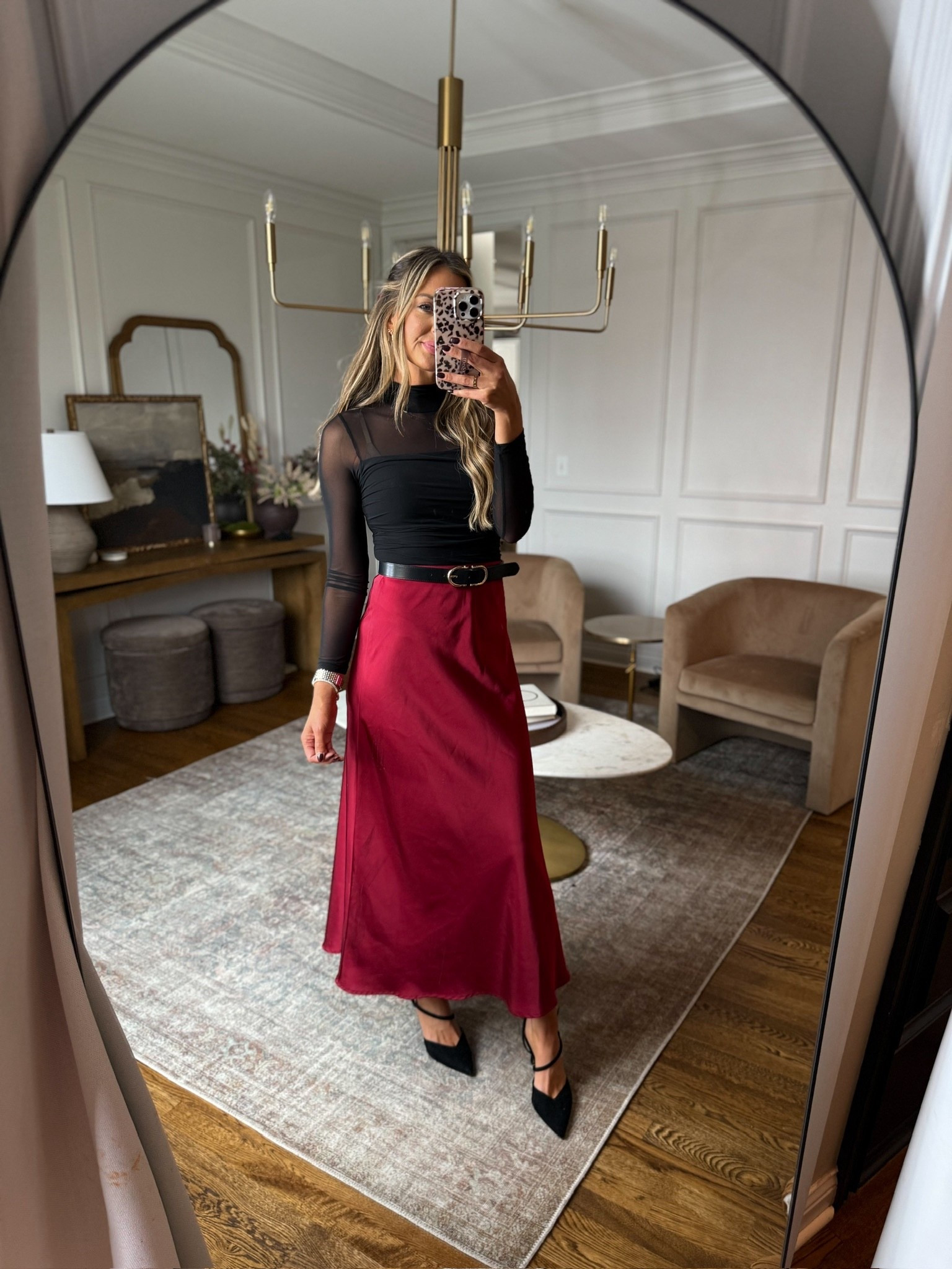 A timeless classic holiday outfit. This would make a great holiday party outfit!

#LTKHoliday #LTKStyleTip #LTKParties