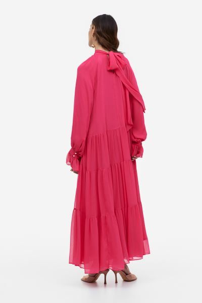 Tiered maxi dress | H&M (UK, MY, IN, SG, PH, TW, HK)