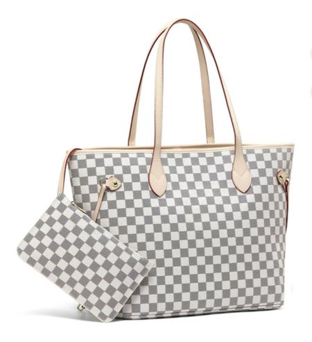 Daisy Rose, Louis Vuitton look-alike an alternative checkered tote, neverfull, look-alike neverfull alternative. 

#LTKItBag #LTKFindsUnder50 #LTKStyleTip