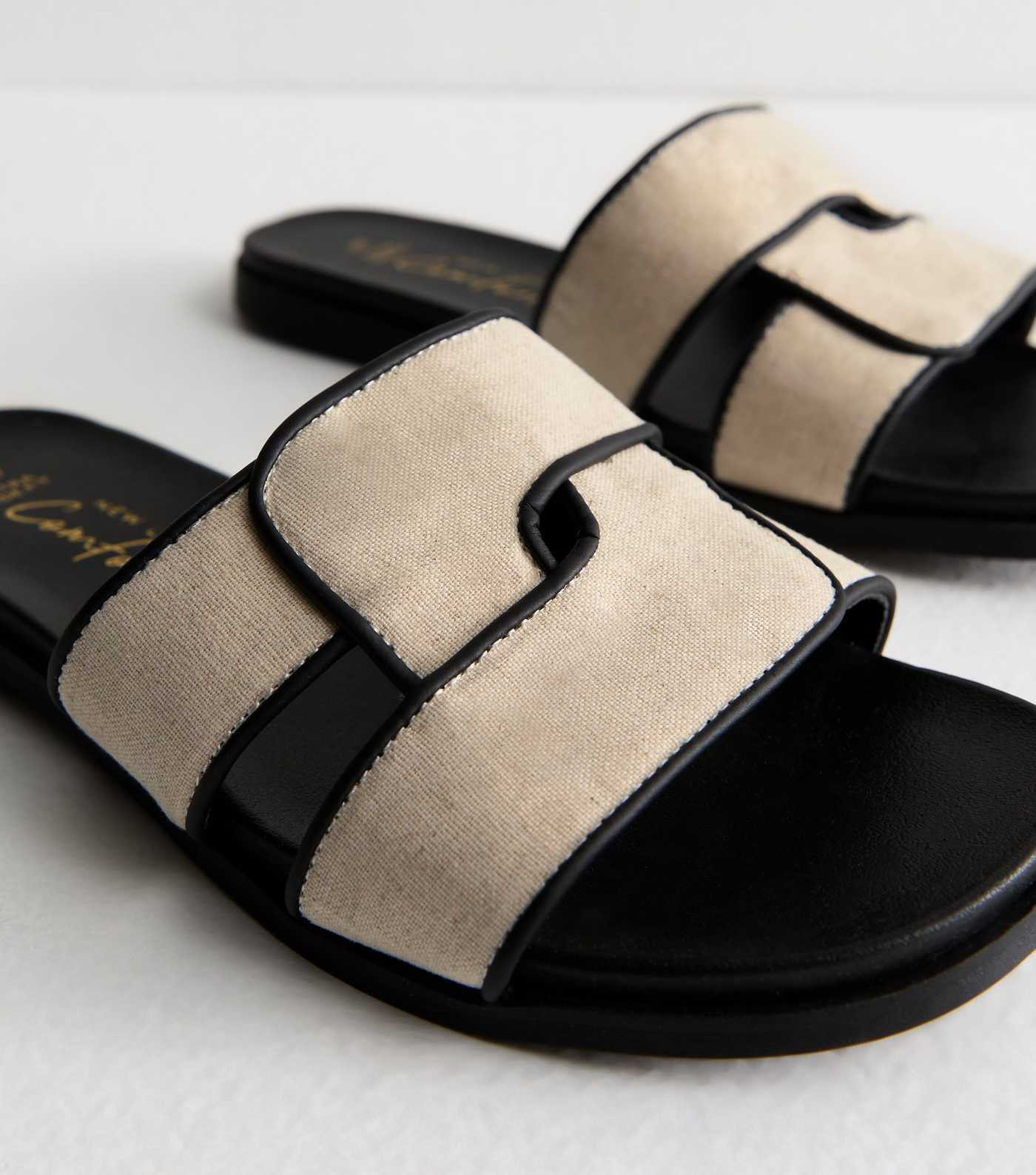 Extra Wide Fit Off White Woven Strap Flat Mules | New Look | New Look (UK)