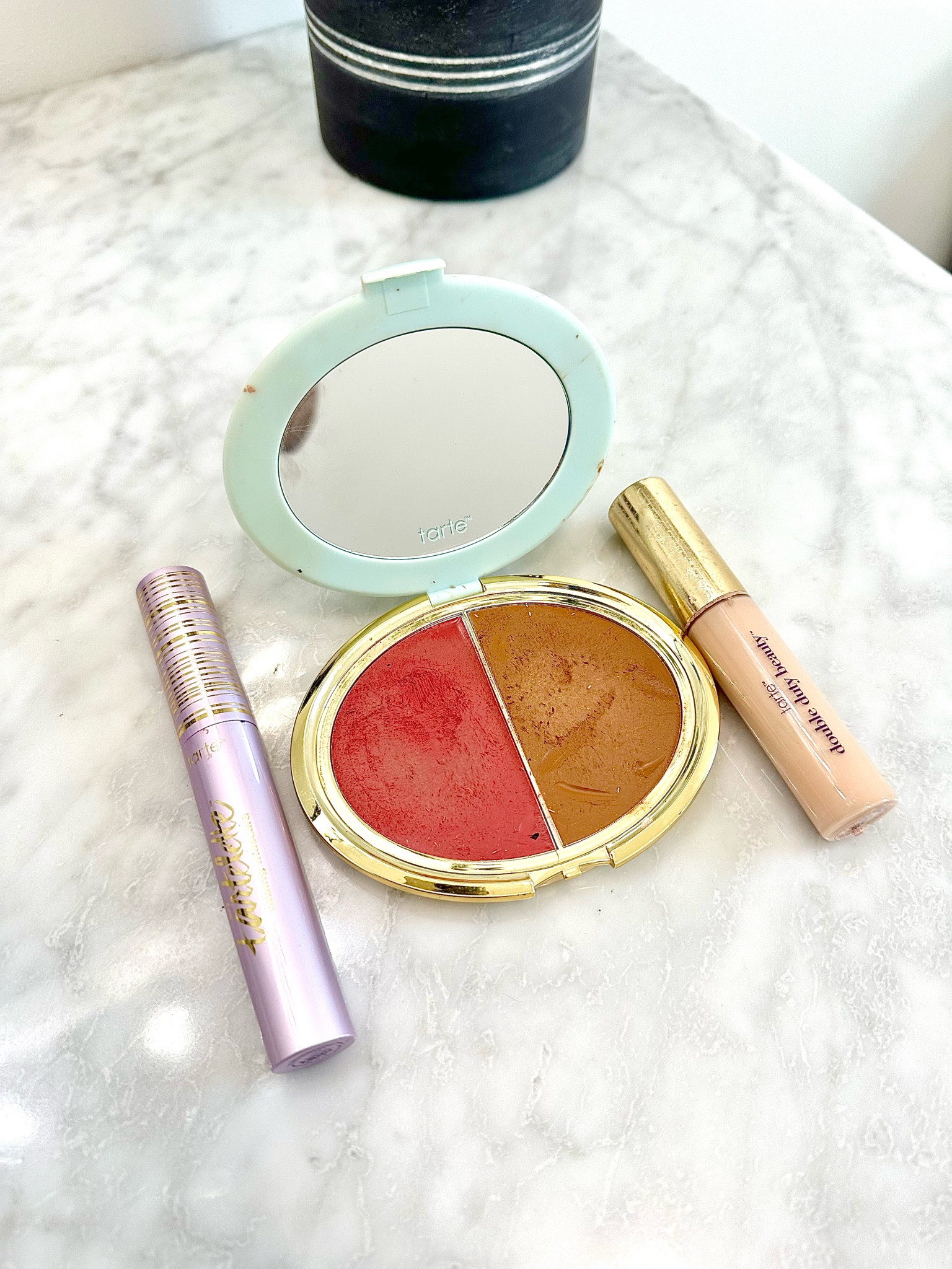 The three main things in my makeup bag that I wear every day from Teate! 
Shape tape under eye concealer, cream blush and bronzer combo, lengthening mascara

#LTKFind #LTKSeasonal #LTKbeauty
