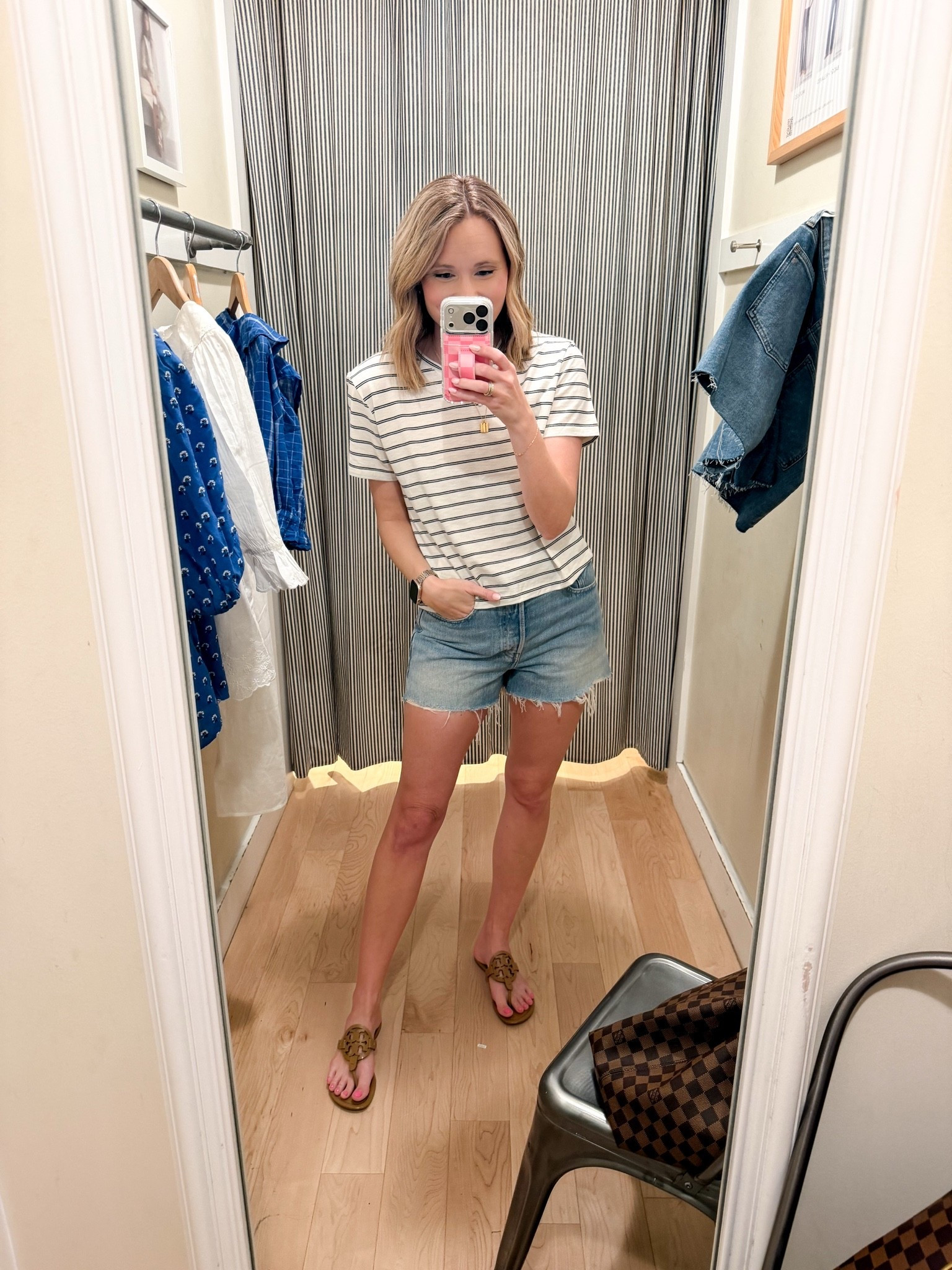 Casual Madewell ootd! So cute and comfy! 20% off with my link!

#LTKxMadewell #LTKSeasonal #LTKmomlife