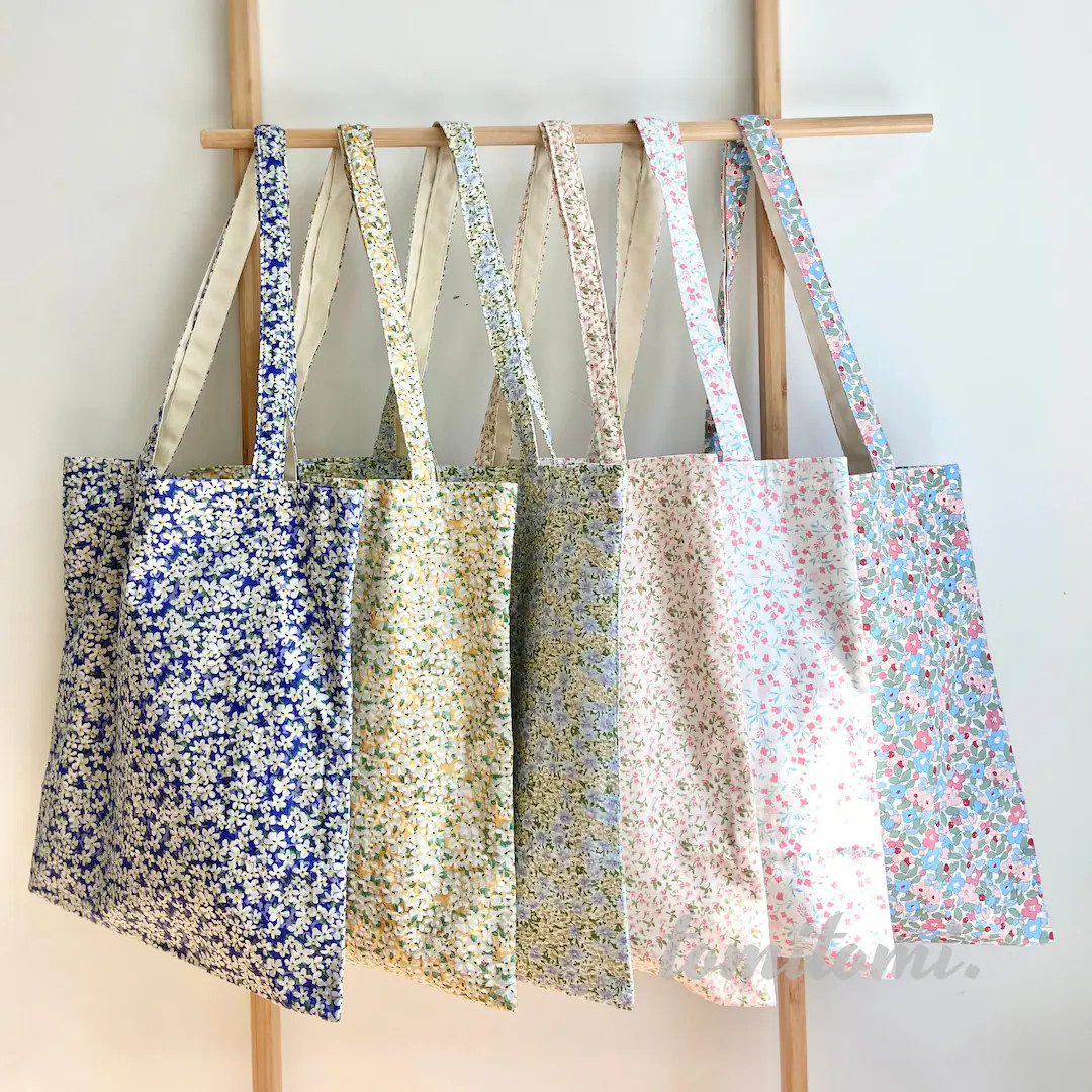 Cute and Versatile Floral Tote Bag Spring/summer Accessory Makeup Bag Cute Tote Bag School Tote B... | Etsy (US)