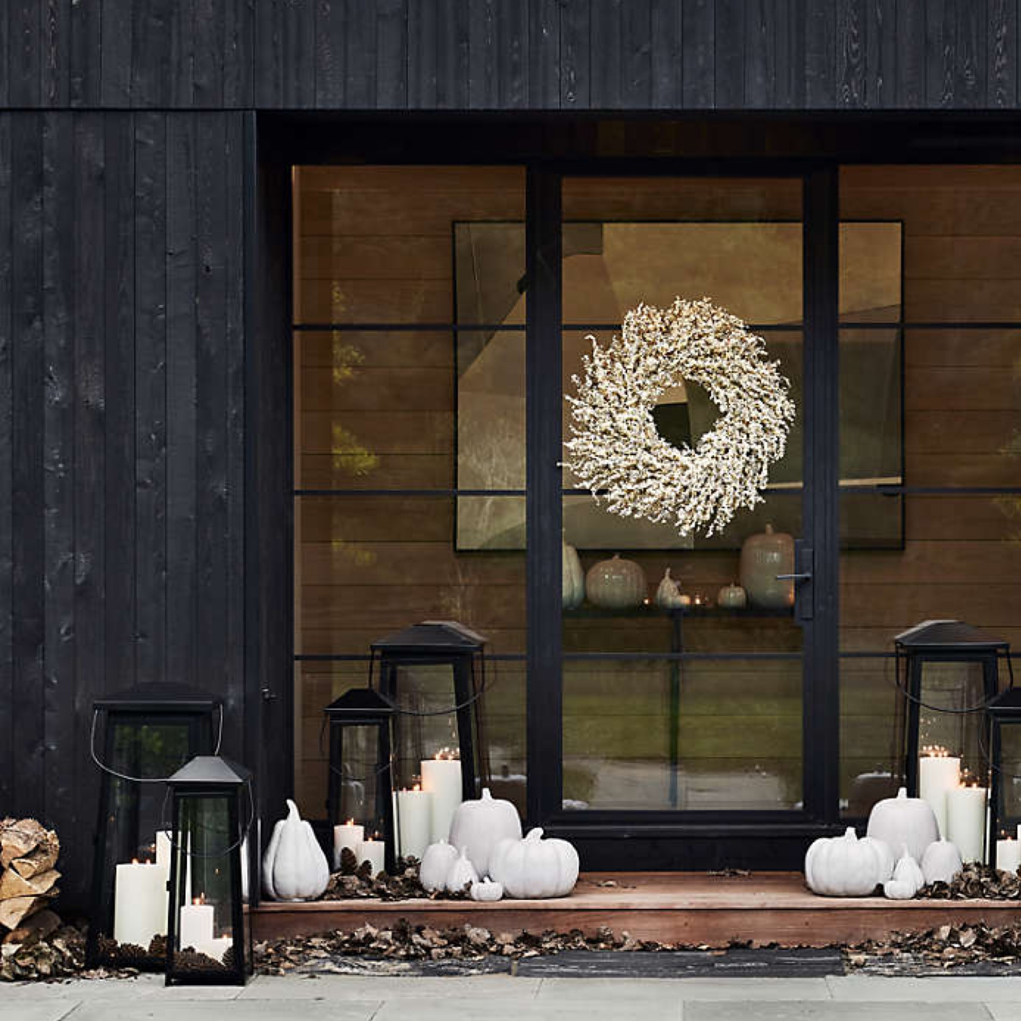 Modern Halloween decor! 