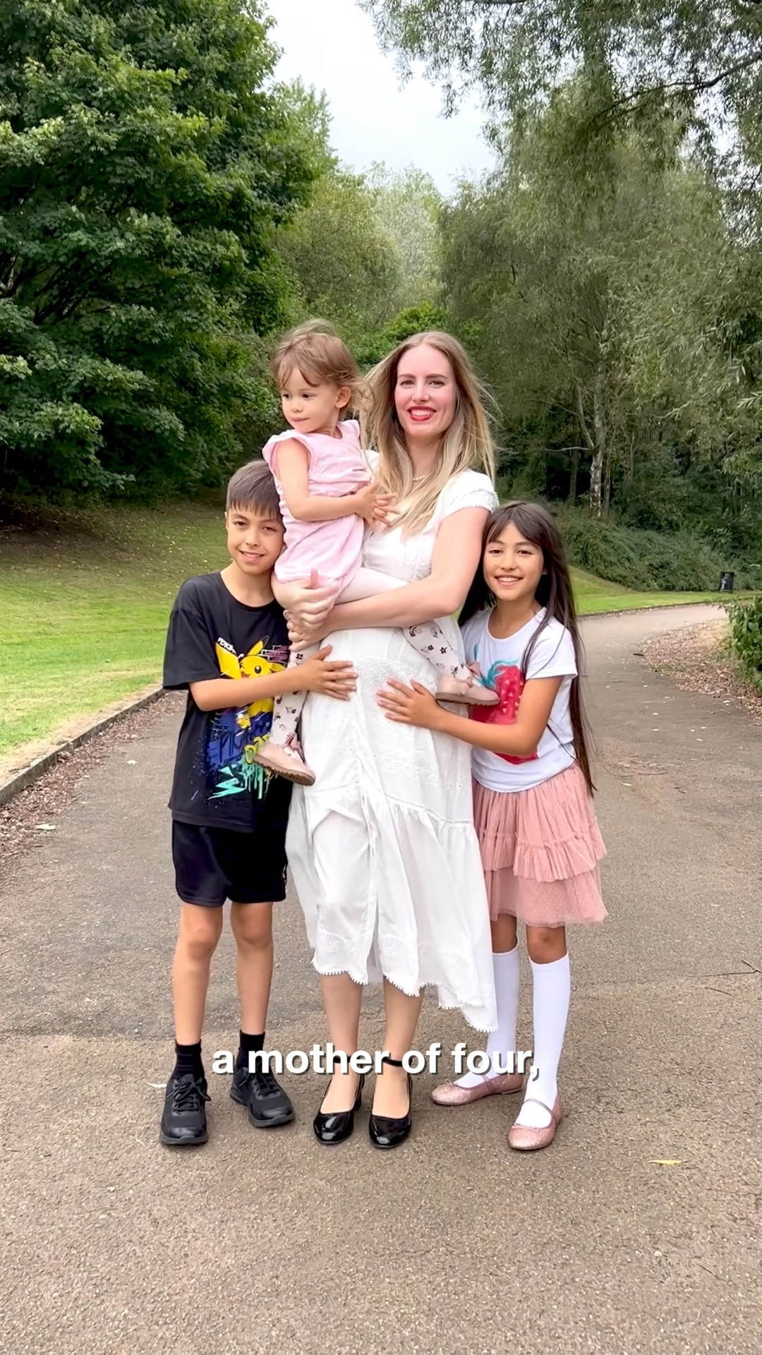 I believe true beauty comes from within ✨ Having inner qualities like kindness, compassion, integrity, confidence and resilience is a kind of beauty that reaches far beyond physical beauty, and makes you shine from the inside out ✨♥️

In my daily life I strive to follow Truthfulness, Compassion, and Tolerance, which are the universal principles of Falun Dafa ✨ FalunDafa.org 

#falundafa #falungong #autumn #fall #autumntime #autumnvibes #fallvibes #meditation #meditate #yoga #yogainspiration #yogapractice #yogaeveryday #qigong #taichi #mindfulness #positivity #positivevibes #nature #naturephotography #naturelover #naturegram #forest #naturewalk #england #countryside #法轮大法 #法轮功 #自然 #时尚

#LTKfitness #LTKuk #LTKfamily