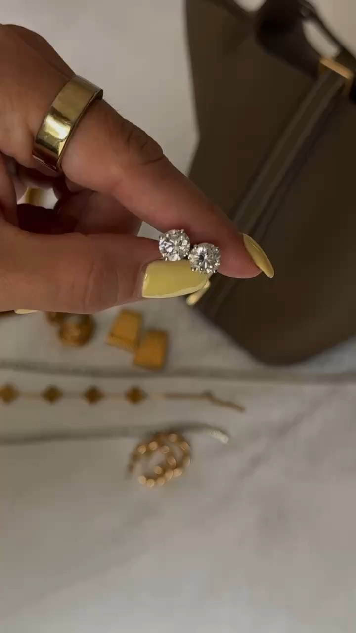 High-End Vibes, Low-End Price 💸 Amazon dupes you need to see!

#LTKstyletip #LTKunder50 #amazonfashion #lookforless #affordablefashion #styleinspo #amazonfinds #ltkit

#LTKvlog #LTKdayinmylife #LTKBeauty