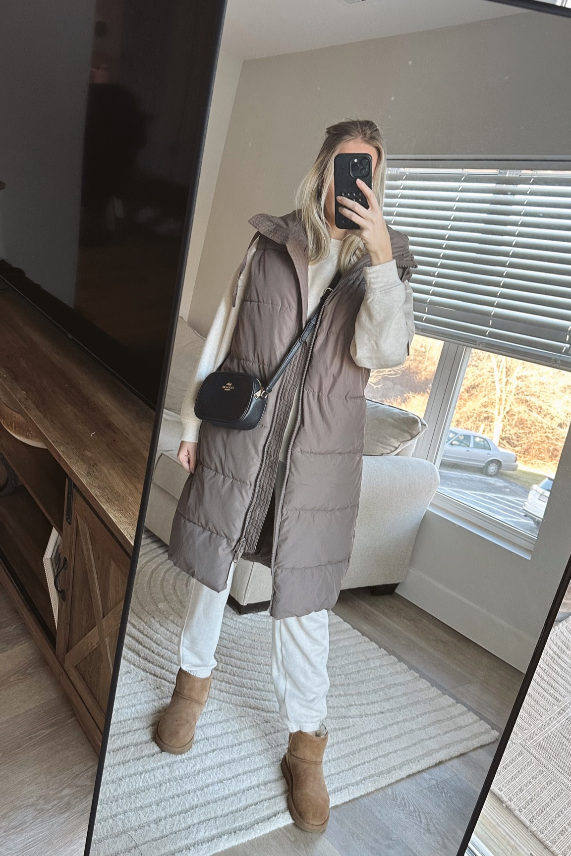 Sweatsuit 
Puffer vest 
Long vest
Ugg


#LTKsalealert #LTKSeasonal #LTKstyletip