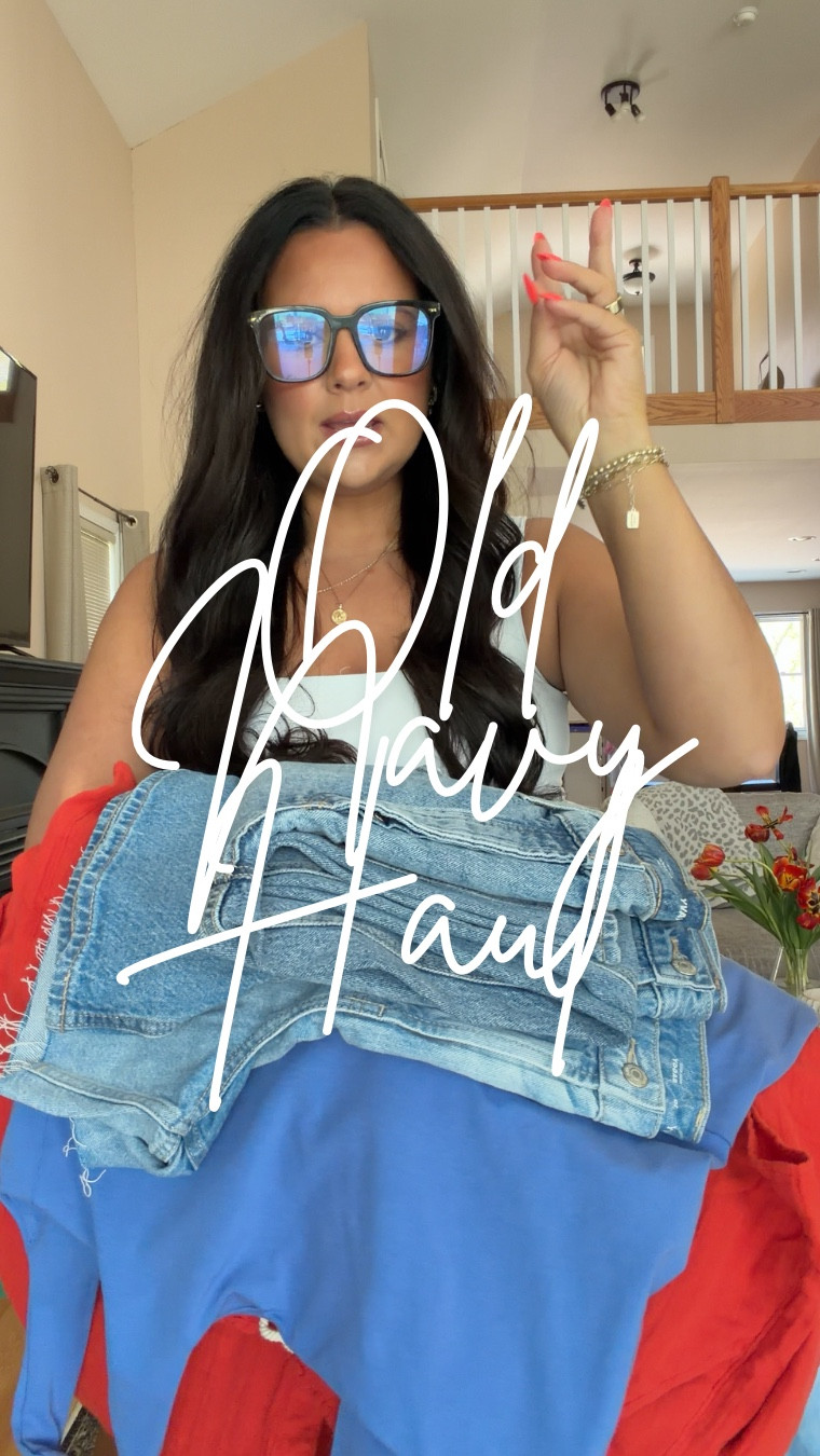 Old Navy Haul! And everything is currently 50% off until 5/2!! 🙌🏼 it’s a great time to stock your closet with good basics!! 

Sizing: I am wearing a large in everything except a medium in some of the lounge shorts (shared the size difference in the video) & I am wearing a size 10 in the denim shorts (I suggest always sizing up in denim shorts)! 

#oldnavy

#LTKSaleAlert #LTKMidsize #LTKActive