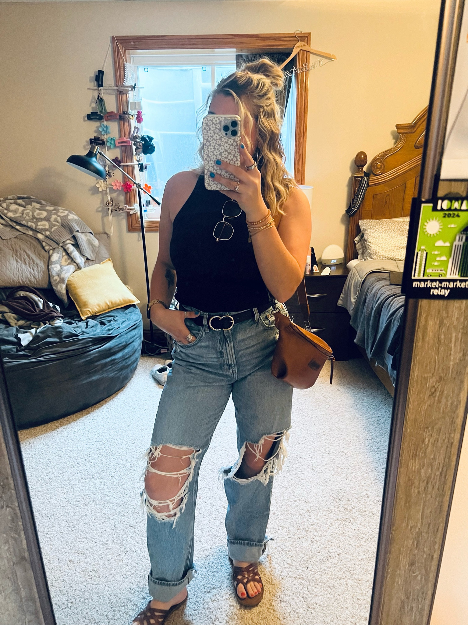 Comfy & cute 🥰  
Size M in top
Size 8 in jeans 

Summer fashion/ casual fit/ summertime 

#LTKBeauty #LTKStyleTip #LTKFindsUnder50