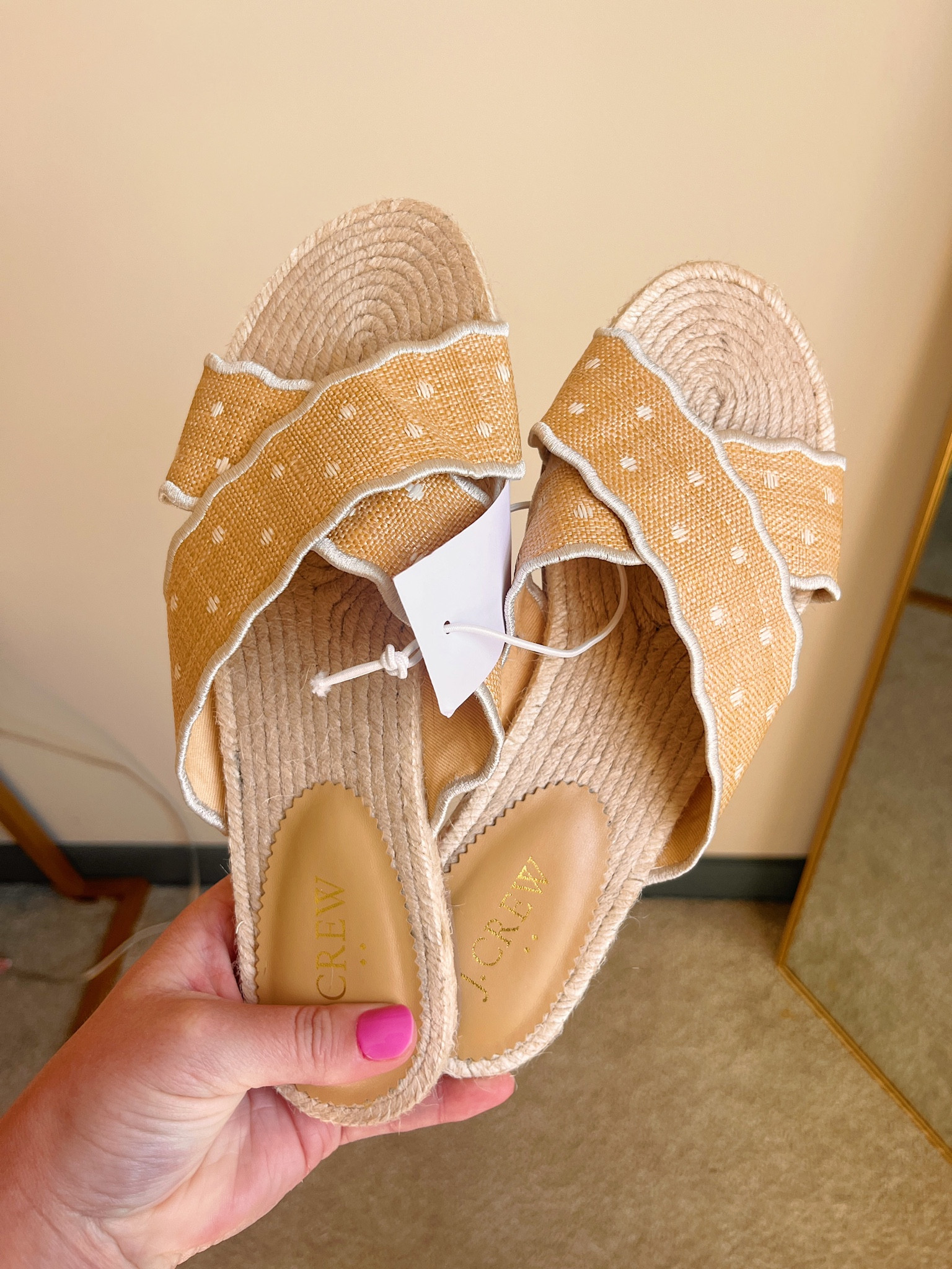 Scallop polka dot raffia slide sandals. Size up! 