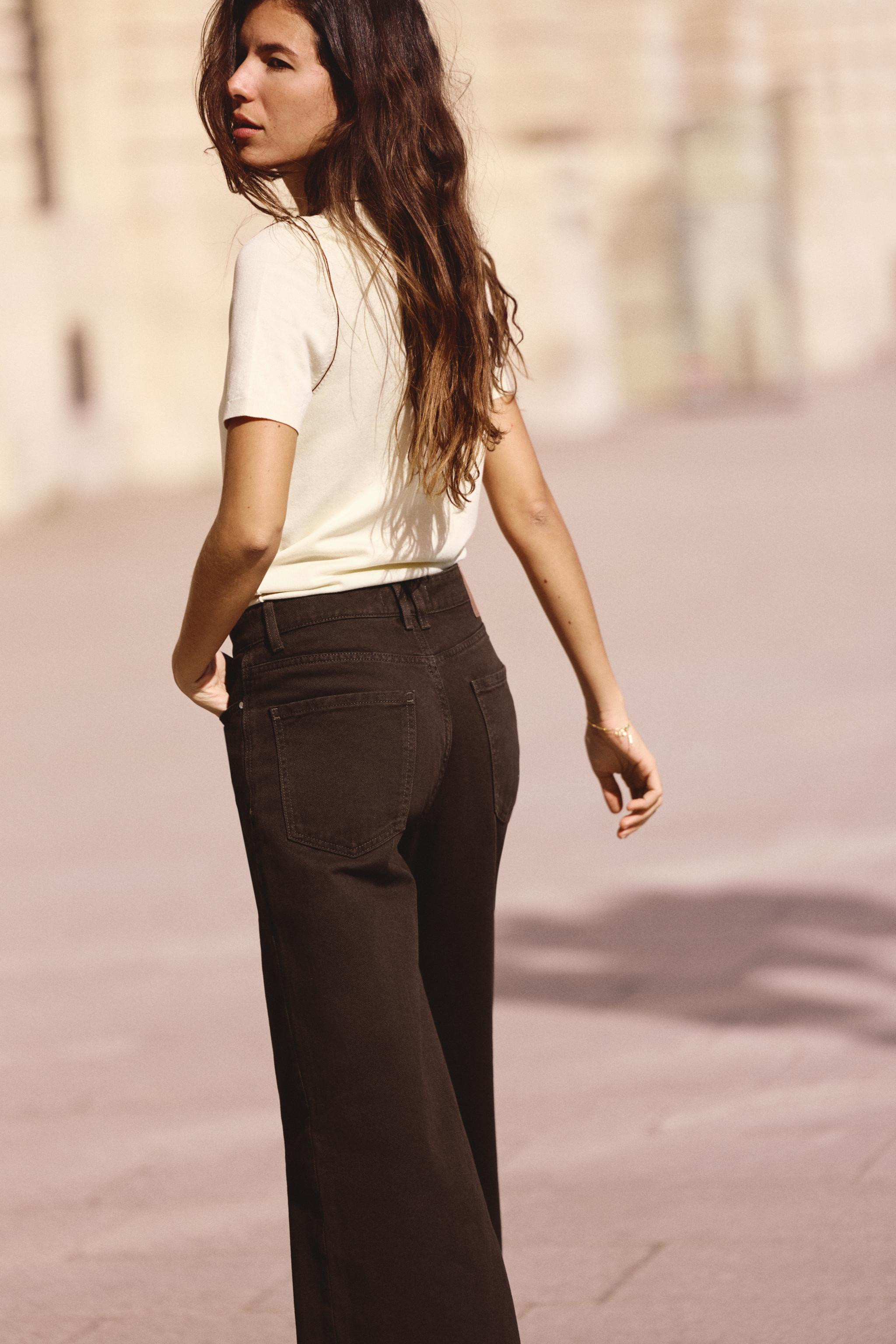 HIGH-WAIST - WIDE LEG - LONG LENGTH - RIGIDHigh-waist jeans with five pockets. Wide, long leg. Zi... | Zara UK