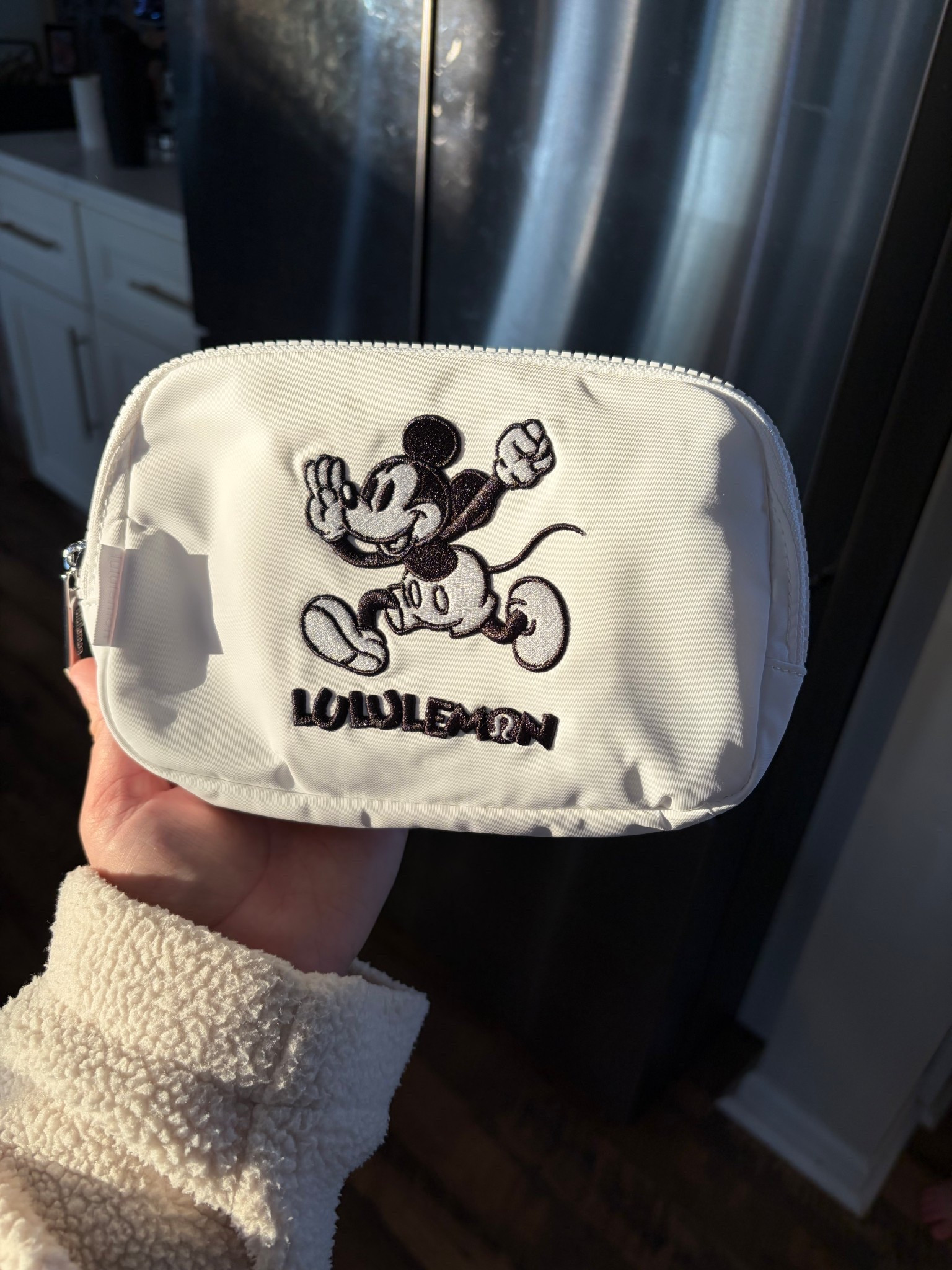 On sale for $29!! Mickey Mouse belt bag perfect for your next Disney trip 🤍

#LTKActive #LTKSaleAlert #LTKGiftGuide