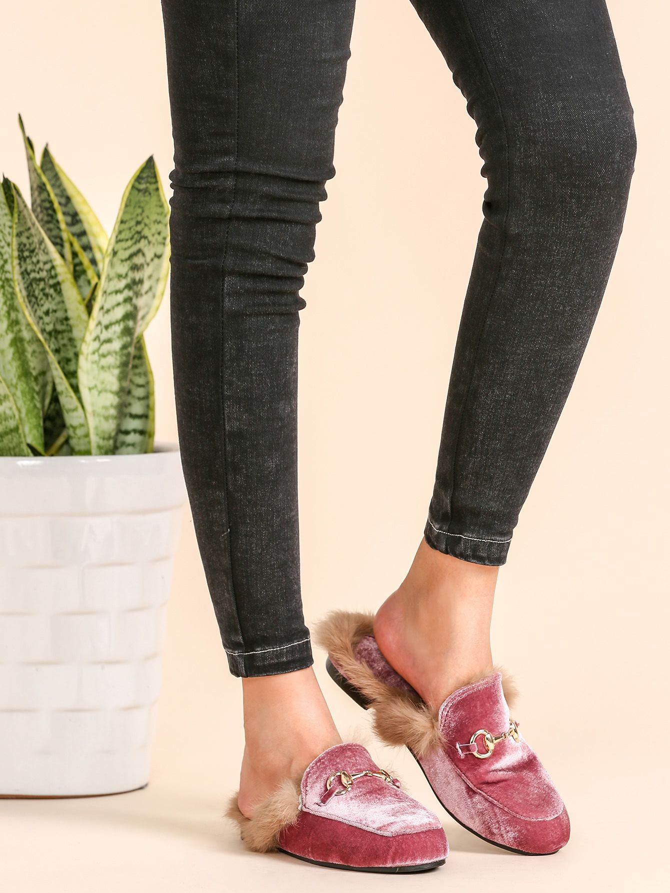 Pink Velvet Fur Lined Loafer Slippers | SHEIN