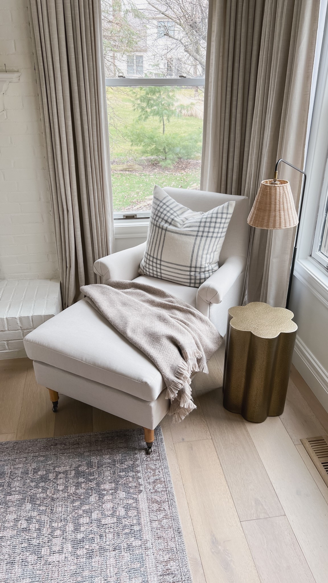 Love this scalloped accent table! Save 20% now!

#LTKSeasonal #LTKHome #LTKStyleTip