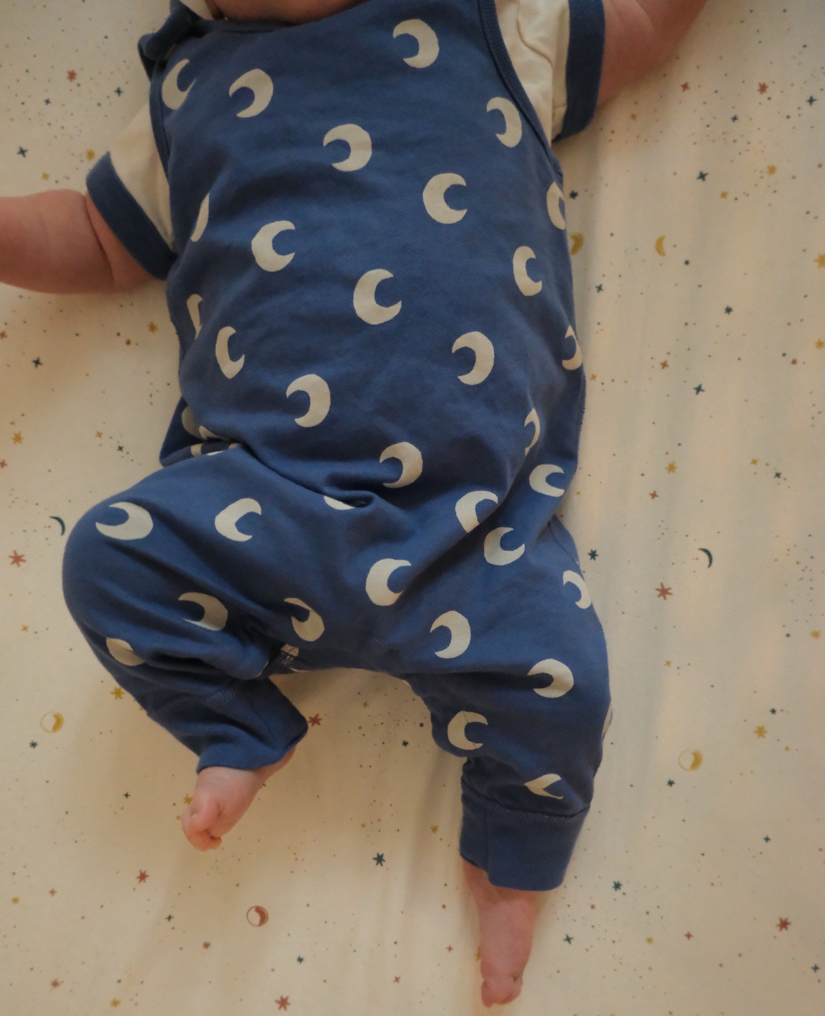 The sweetest crescent moon pattern!🌛🌜

#baby #bluejumper

#LTKKids #LTKBaby #LTKFindsUnder50