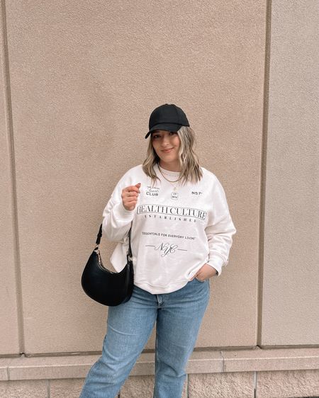 Casual spring outfit - sized up to XXL in the sweatshirt for an oversized fit, wearing my usual size 32 in my fave Abercrombie jeans


#LTKstyletip #LTKSeasonal #LTKmidsize