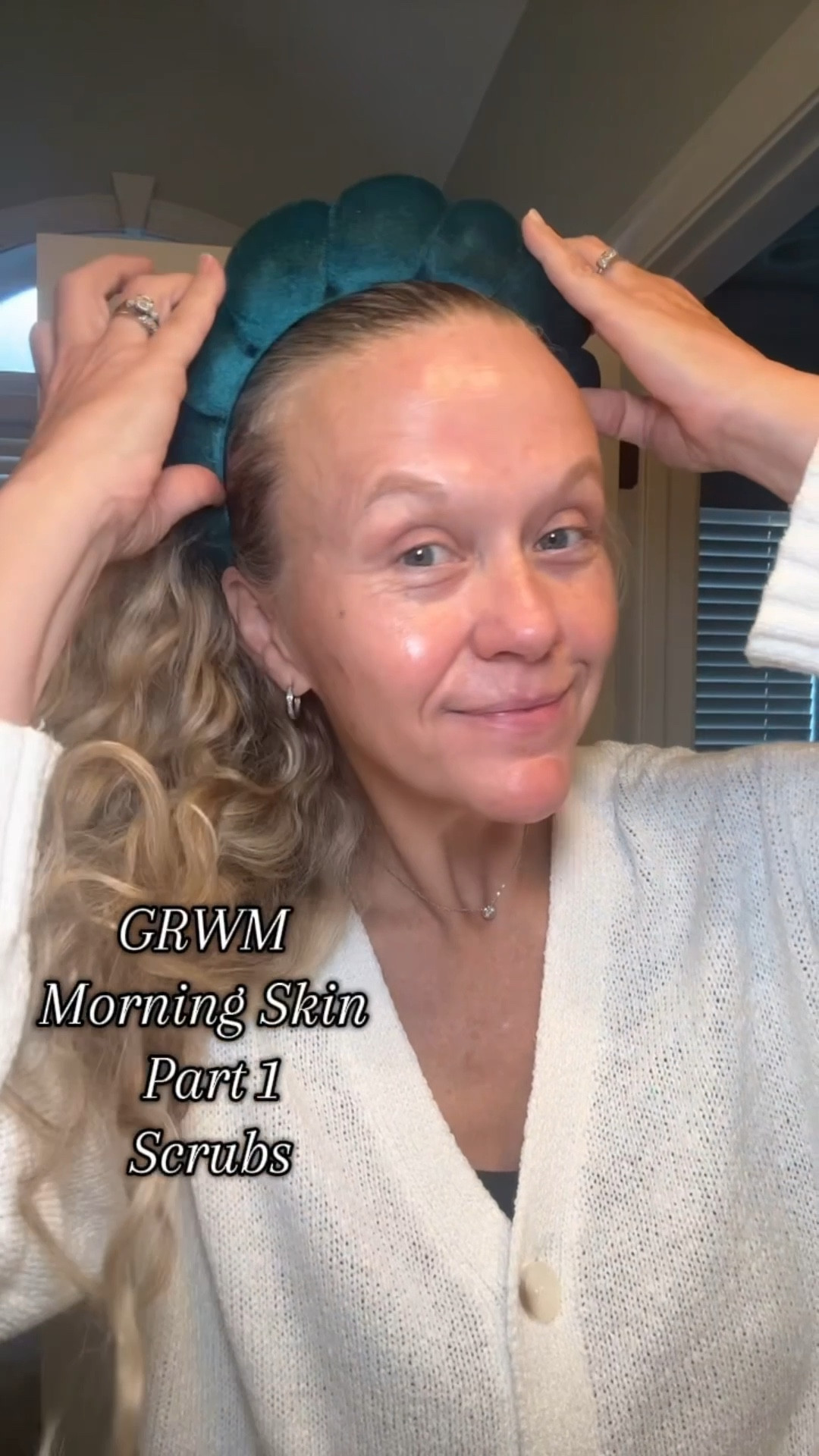 #GRWM my morning skincare routine as a 51 year old women.  I’ve been using DRMTLGY and Tarte products for years.  Sharing an impromptu 7 part series of the products I used today - which is the same as most days.  Leave me a comment & let me know your favorite product from either of these brands.

#skincare #makeup #tarte #drmtlgy #over50 #matureskin #midlife

#LTKOver40 #LTKBeauty