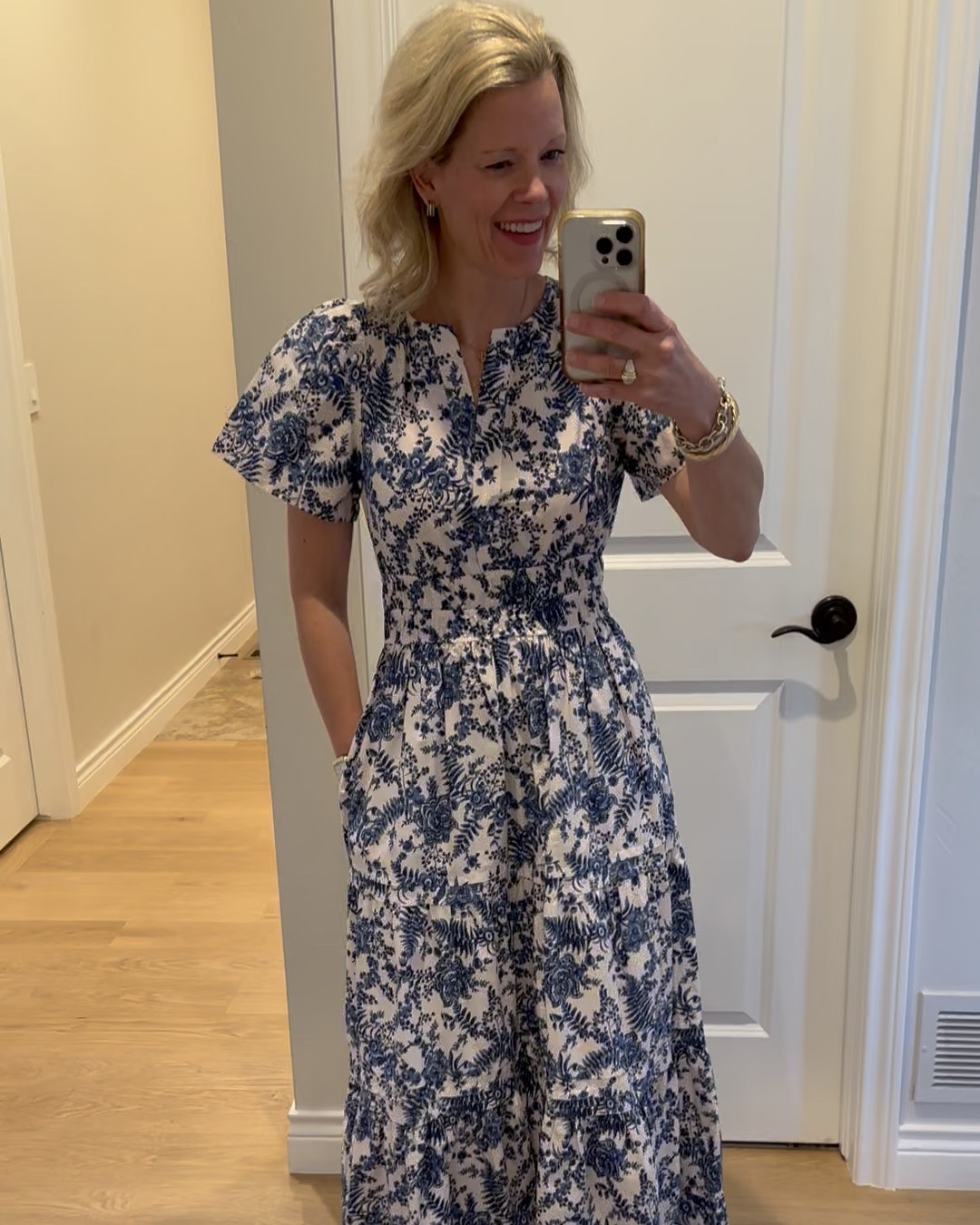 Favorite dress that looks great on every figure!!!  
It runs true to size and comes in a lot of fun patterns and colors! You will love it! 


#LTKWatchNow 

#LTKParties #LTKSeasonal