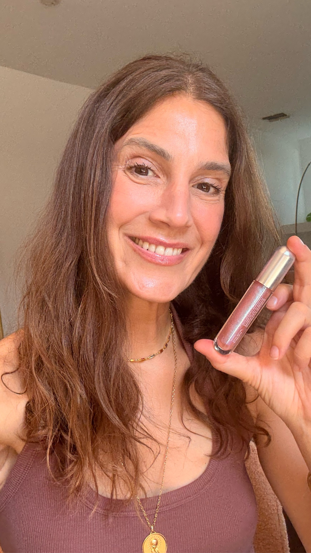 A very easy make up tutorial to make your face glow. Using 4 @r.e.m.beauty products. Love the results! #beauty #makeup 

#LTKOver40 #LTKBeauty