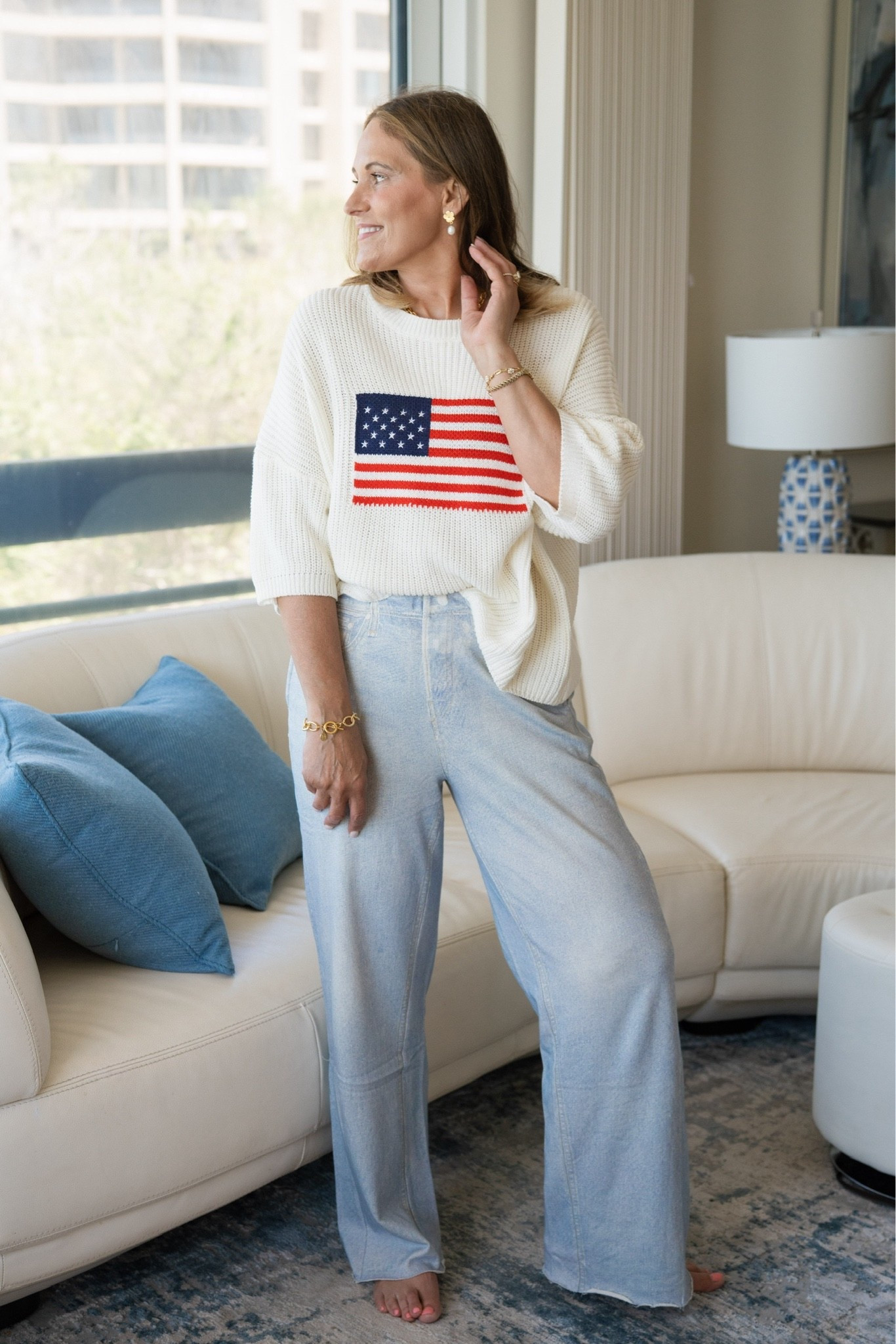 The weekend is calling! Packing my comfortable and festive picks. s

#LTKOver40 #LTKMidsize #LTKSeasonal