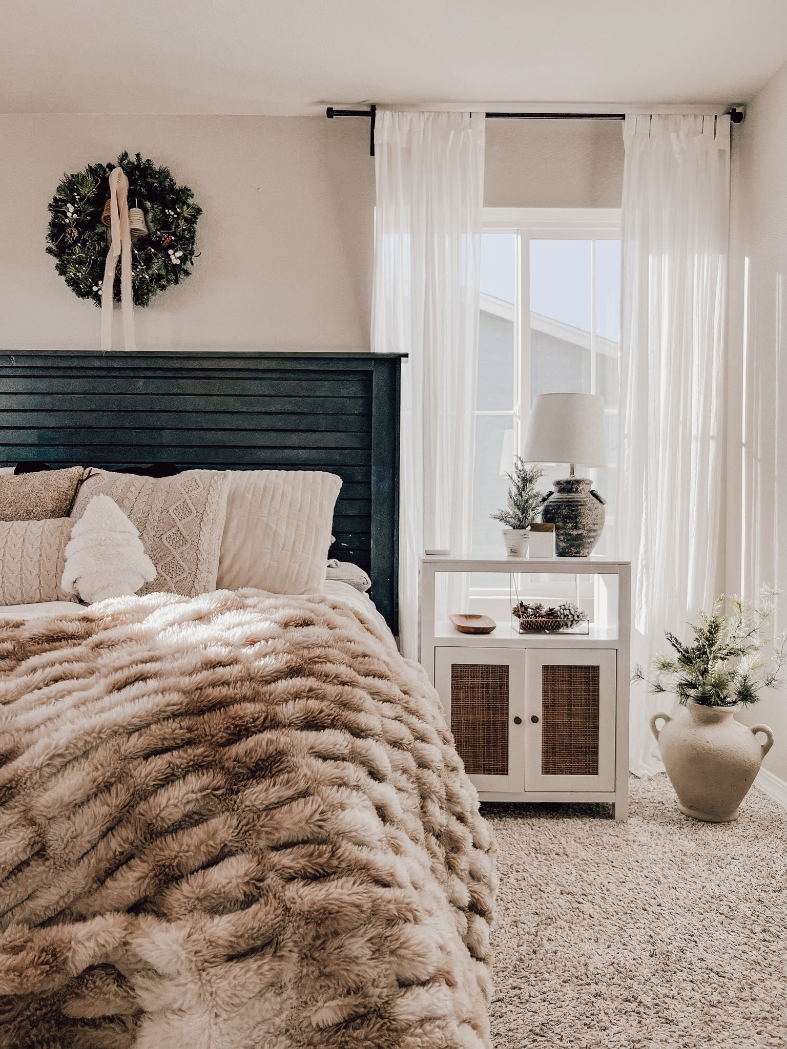 this blanket is everything 😍 such a great  pottery barn dupe!! 

#LTKSeasonal #LTKGiftGuide #LTKhome