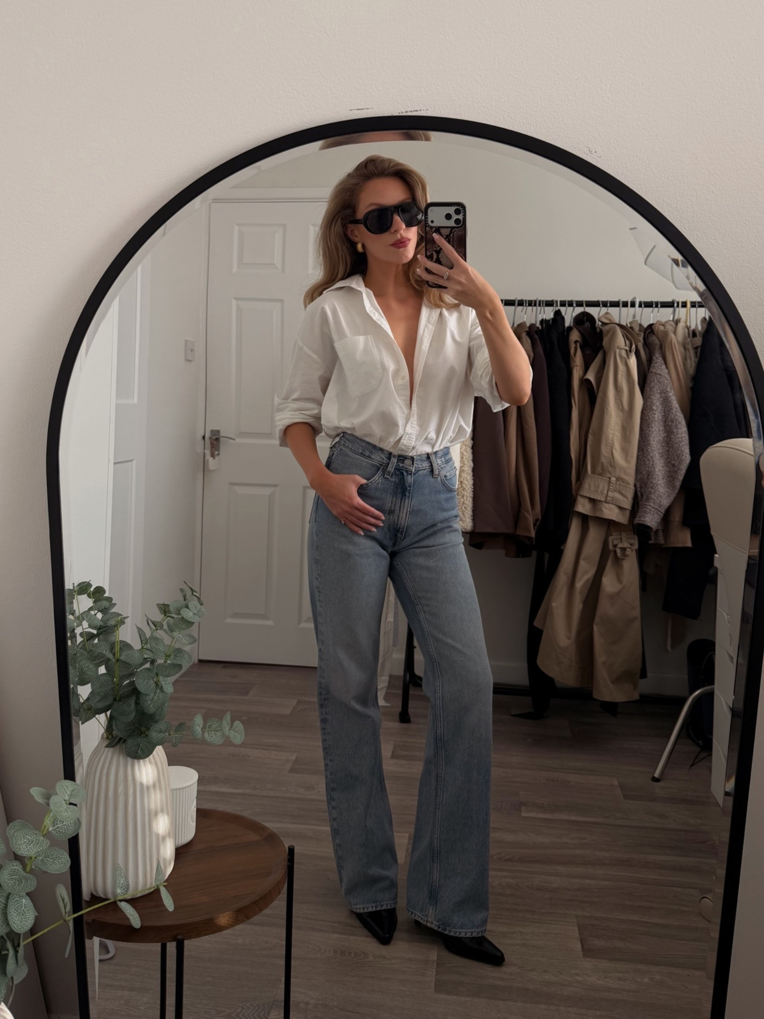 Bootleg jeans 
Wearing a size 26

#LTKuk #LTKautumn #LTKjeans